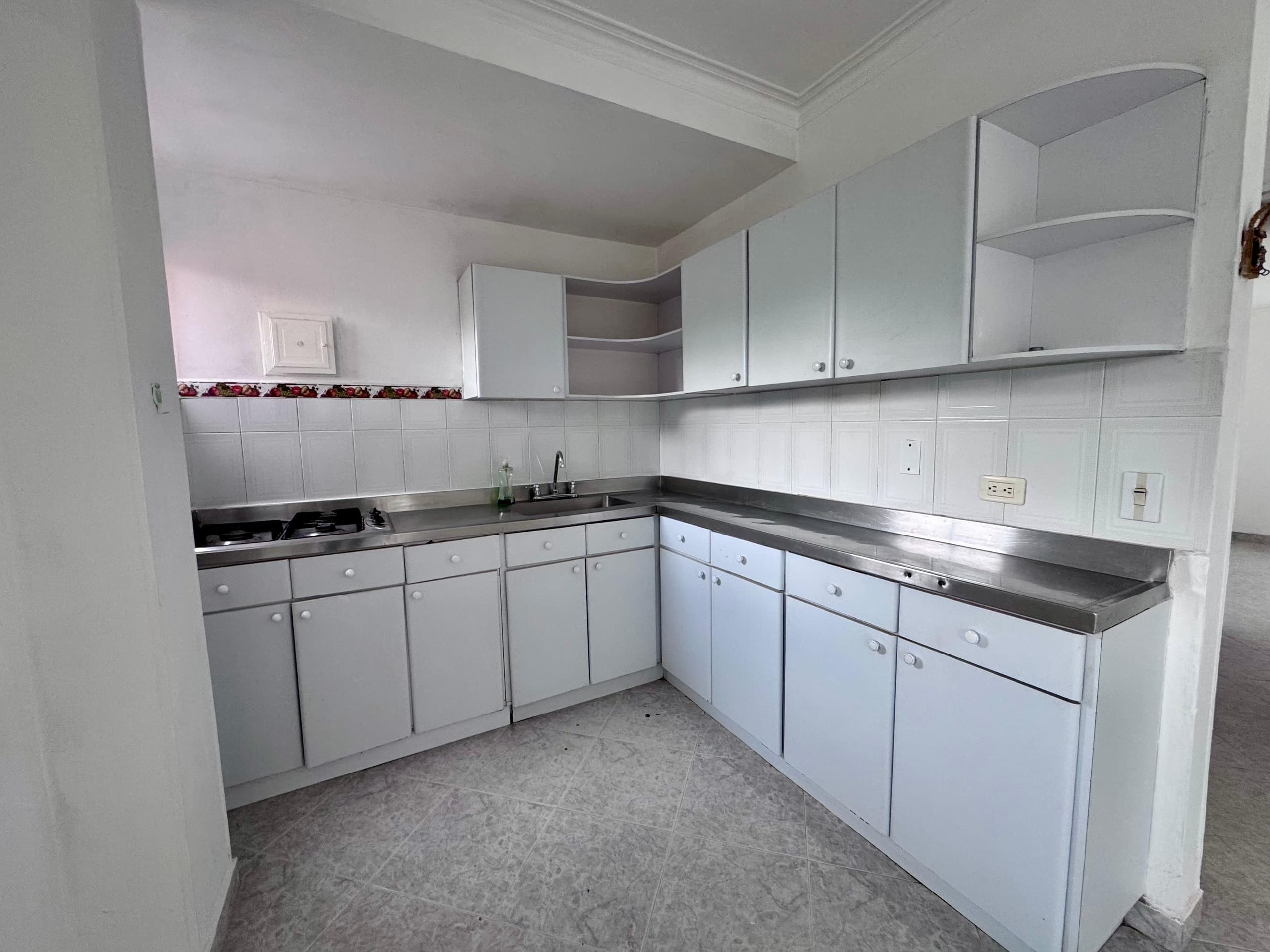 Apartamento en arriendo en El Dorado Envigado — foto 4 de 15