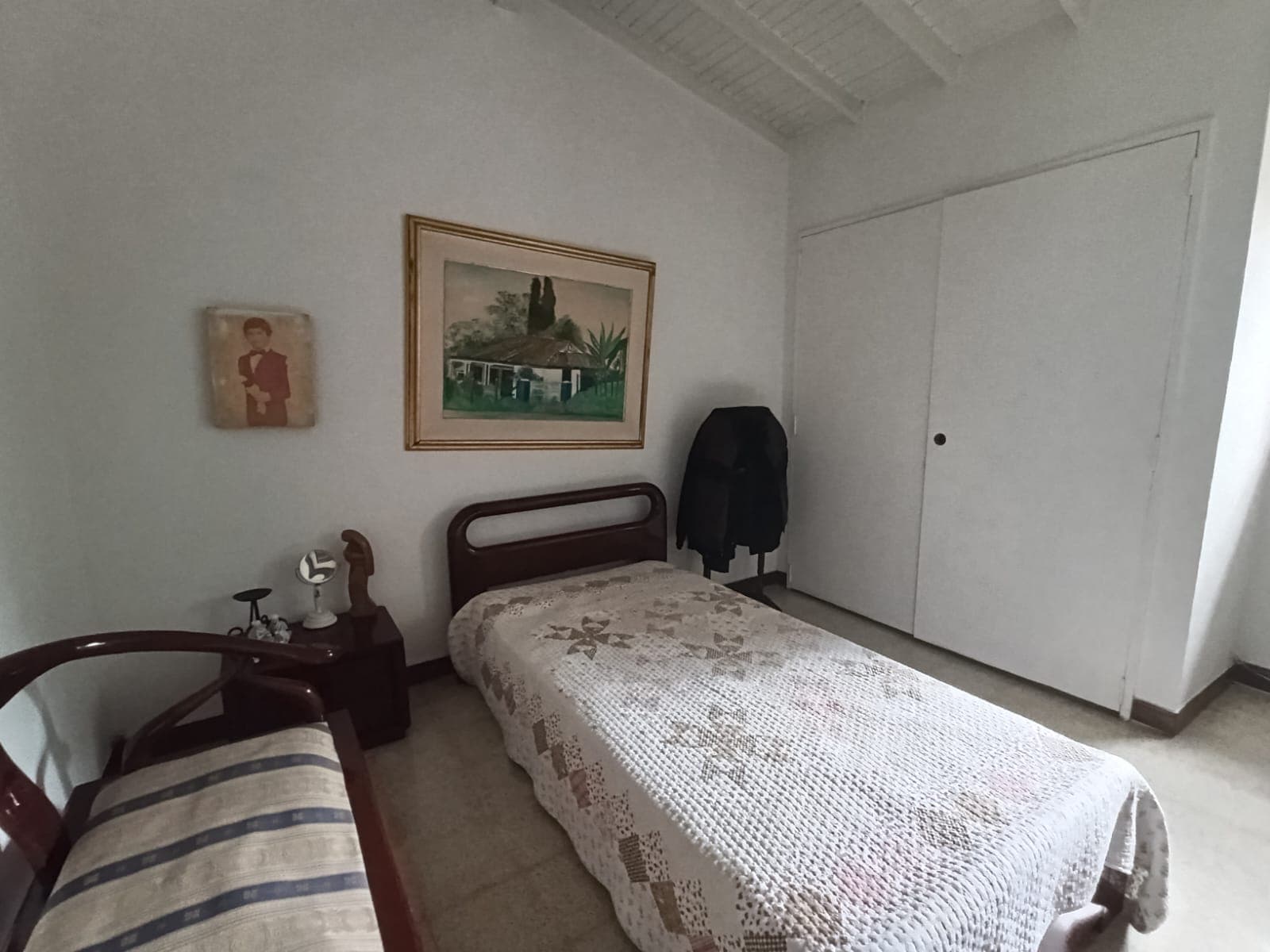 Casa Comercial en arriendo en El Nogal Los Almendros, Belen, Medellín — foto 4 de 15