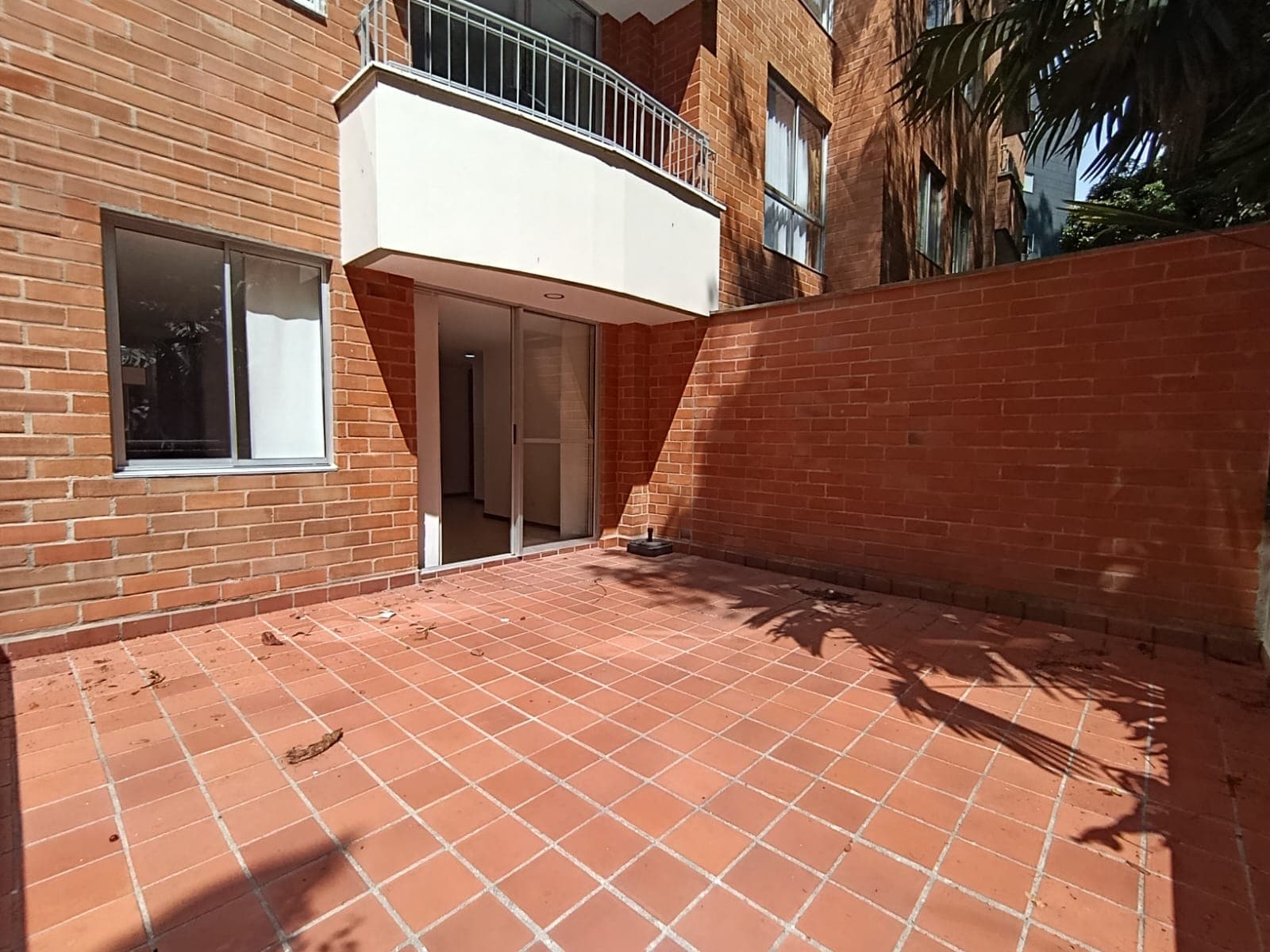 Apartamento en arriendo en Castropol, El Poblado, Medellín — foto 1 de 17