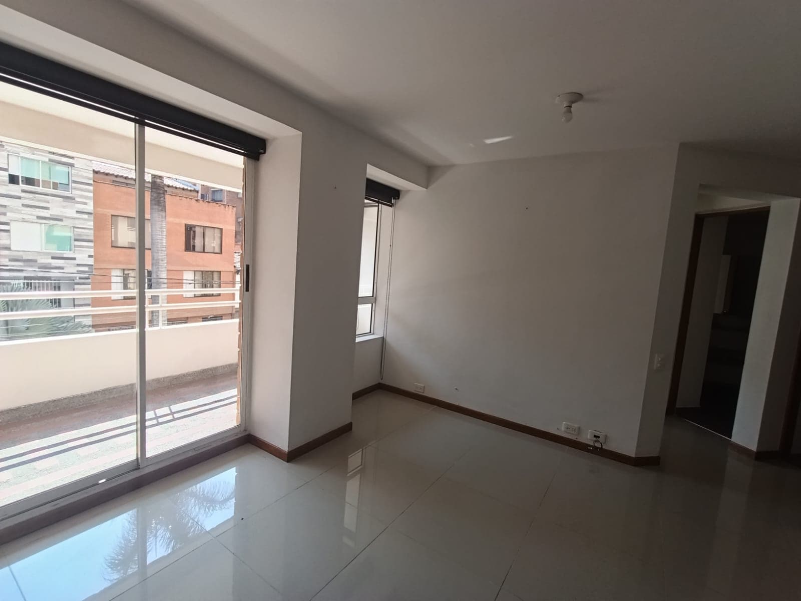 Apartaestudio en arriendo en La Castellana, Laureles, Medellín — foto 3 de 20