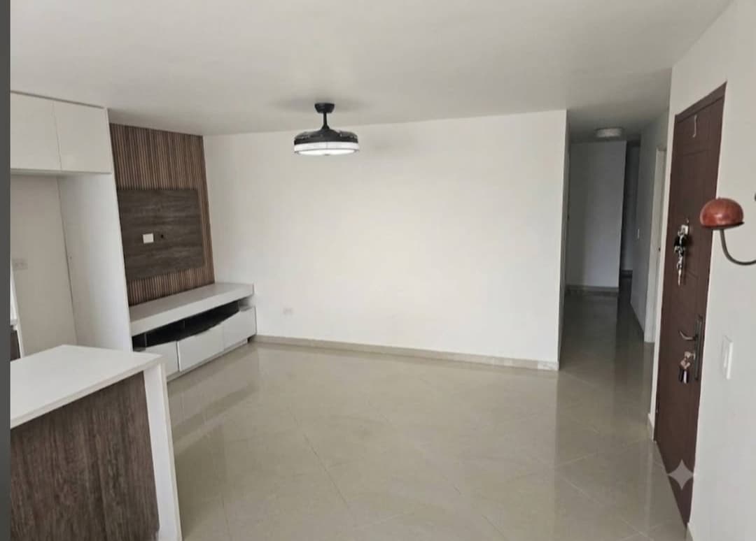 Apartamento en arriendo en Conquistadores, Laureles, Medellín — foto 3 de 11