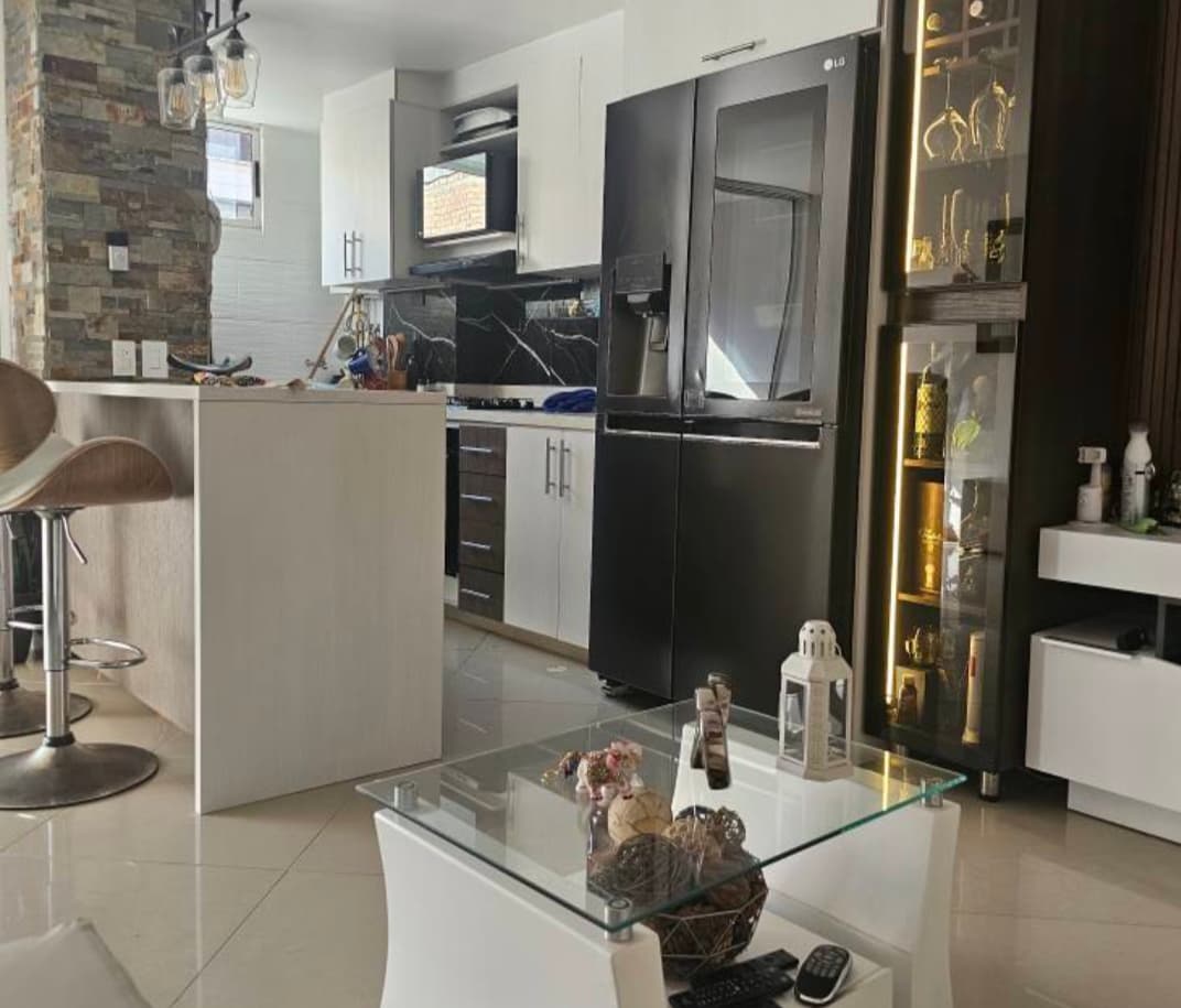 Apartamento en arriendo en Conquistadores, Laureles, Medellín — foto 4 de 11
