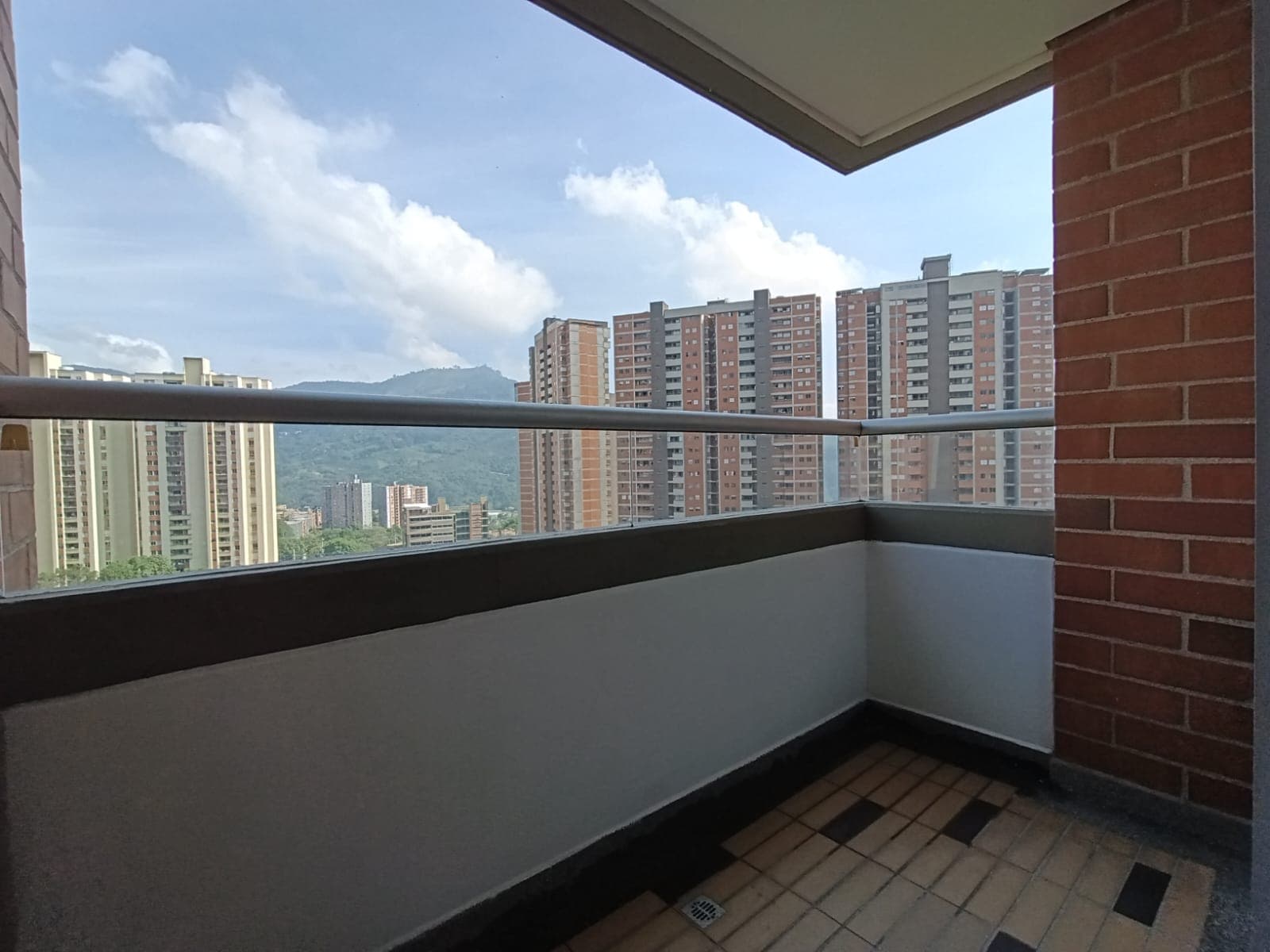 Apartamento en arriendo en Suramérica Itagui — foto 3 de 20