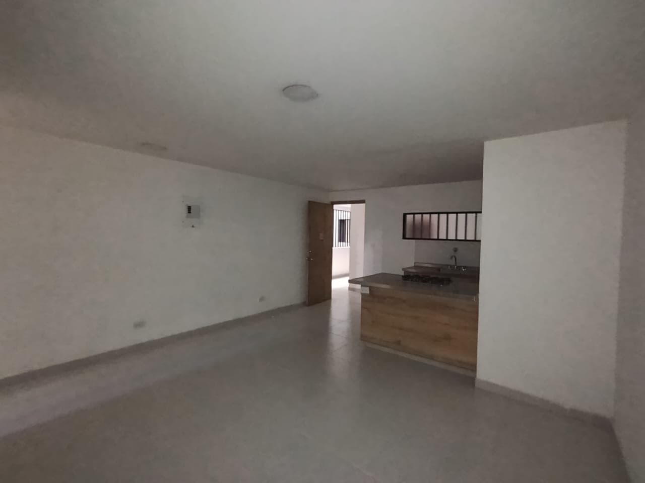 Apartamento en arriendo en Boston, Centro, Medellín — foto 3 de 12
