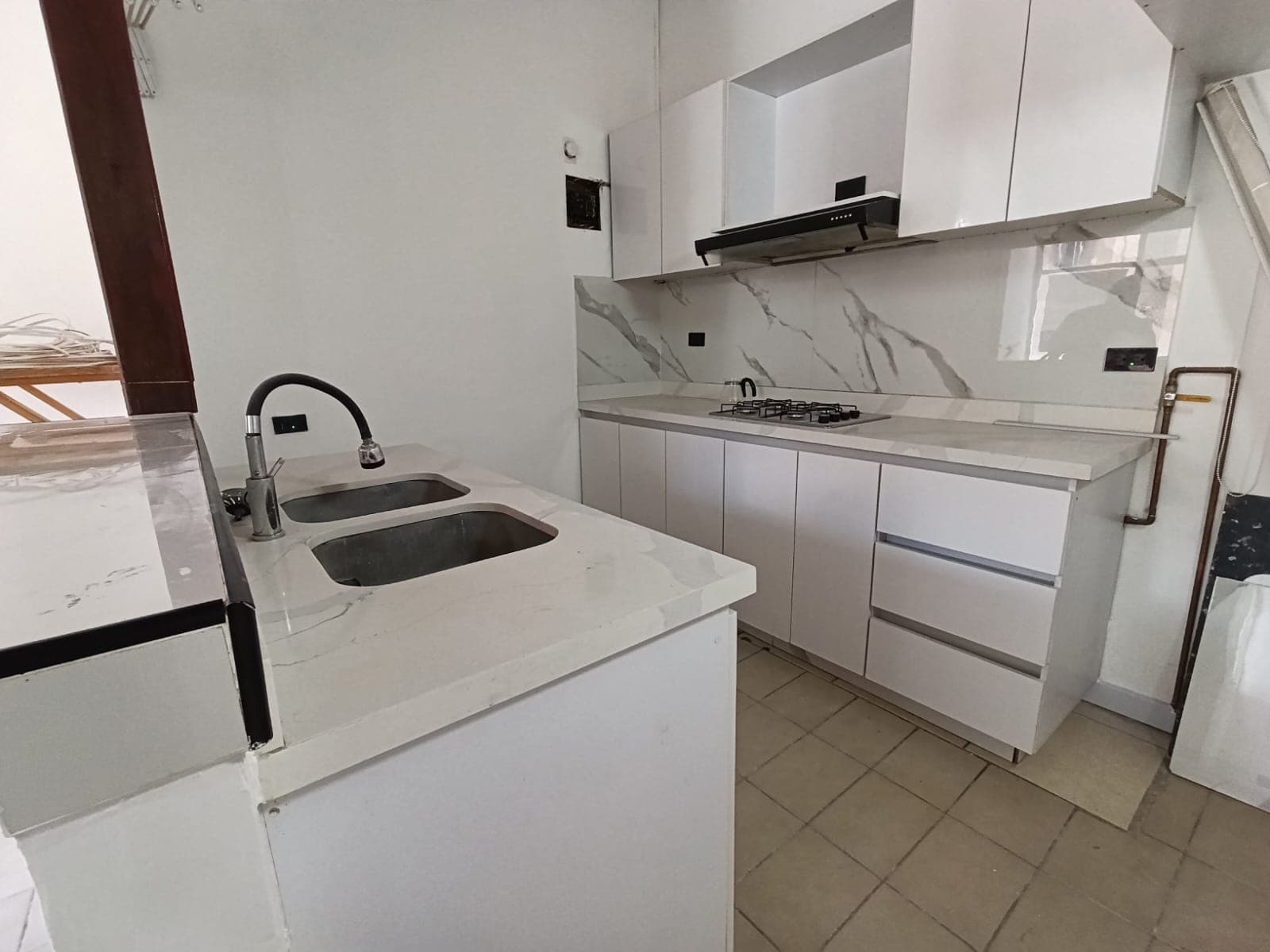 Apartaestudio en arriendo en Laureles Medellín — foto 1 de 12
