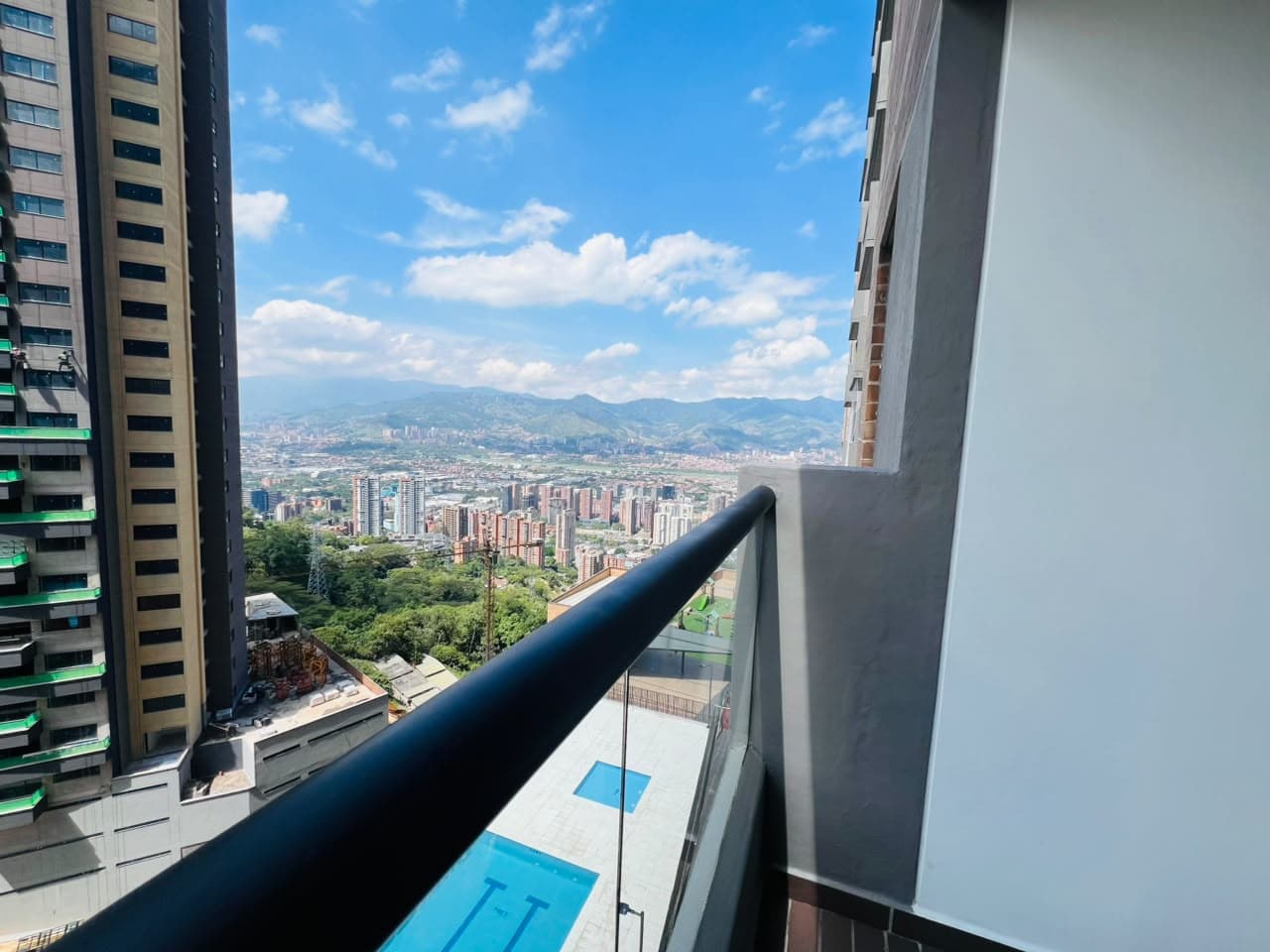 Apartamento en arriendo en Las Palmas Envigado — foto 2 de 16
