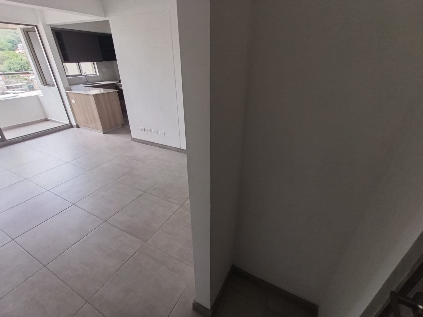 Apartamento en arriendo en Santa Ana Bello — foto 4 de 16