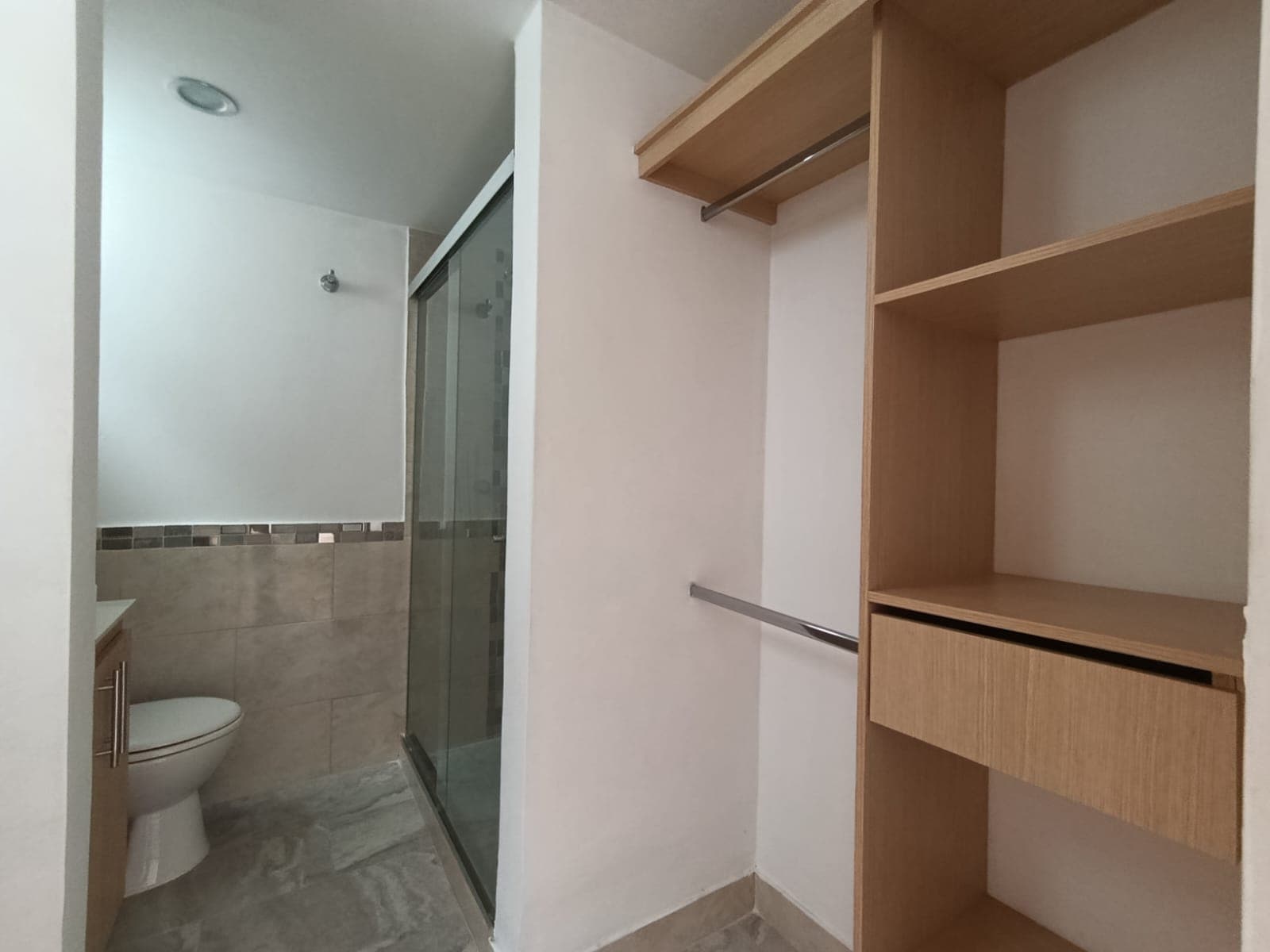 Apartamento en arriendo en San Remo, Sabaneta — foto 3 de 16