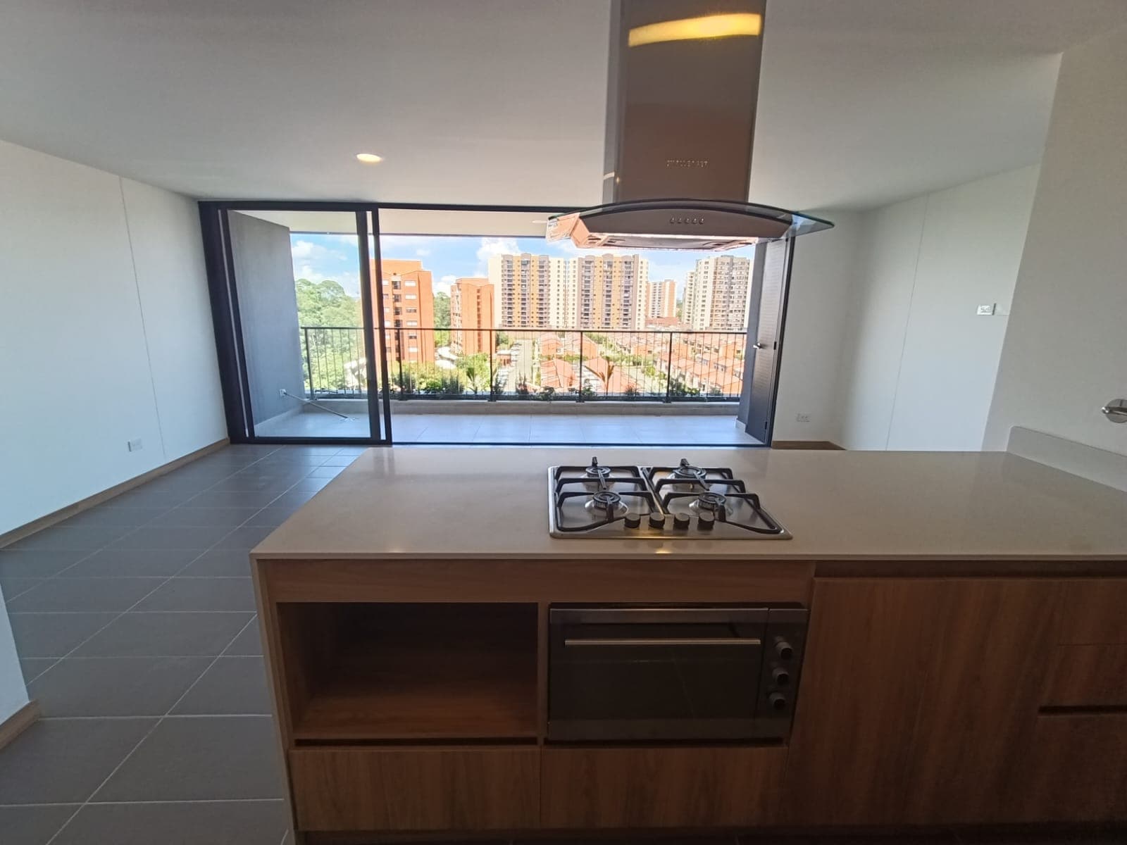Apartamento en arriendo en San Antonio de Pereira, Rionegro — foto 3 de 15