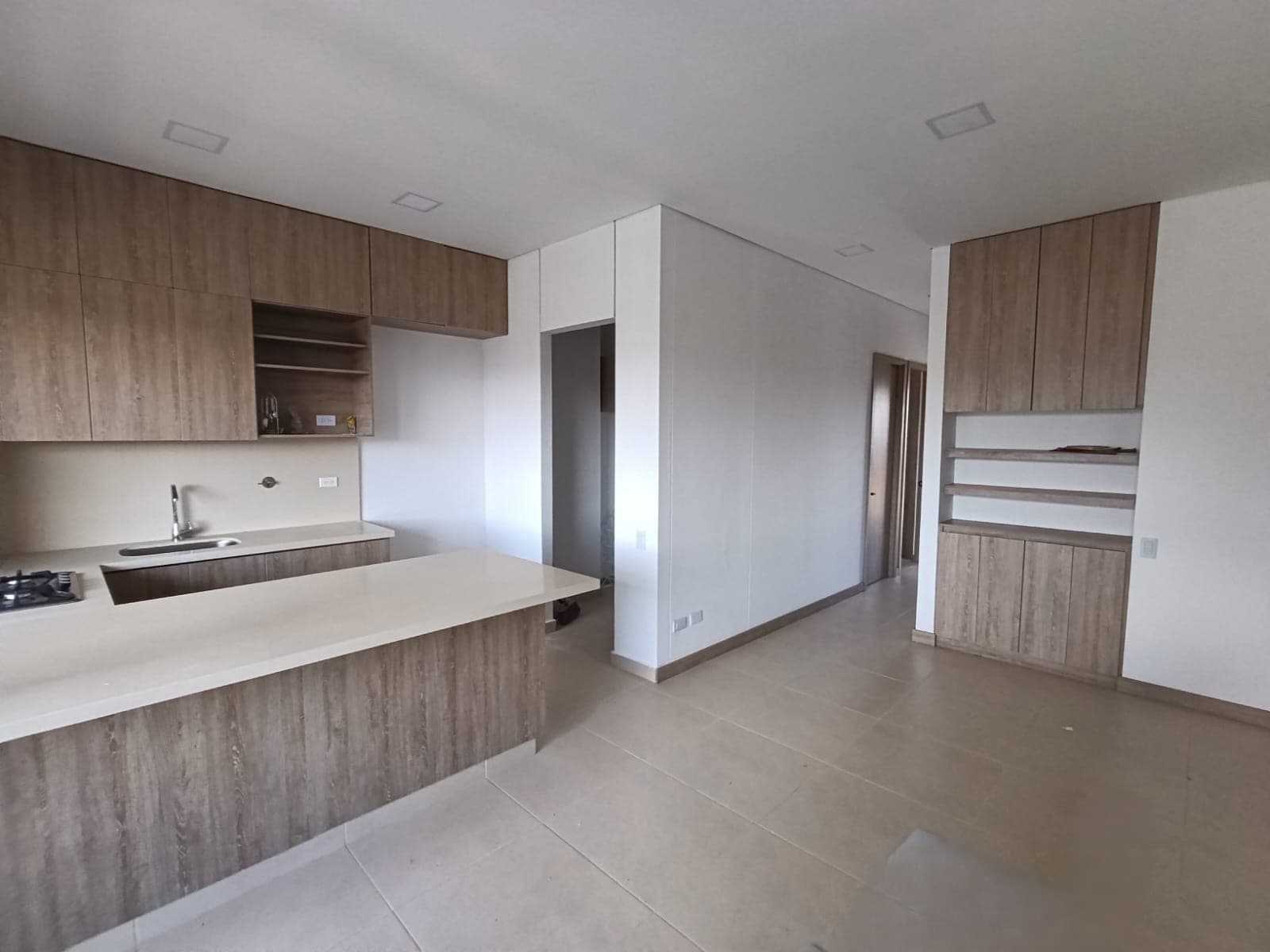 Apartamento en arriendo en San Antonio de Pereira, Rionegro — foto 1 de 14