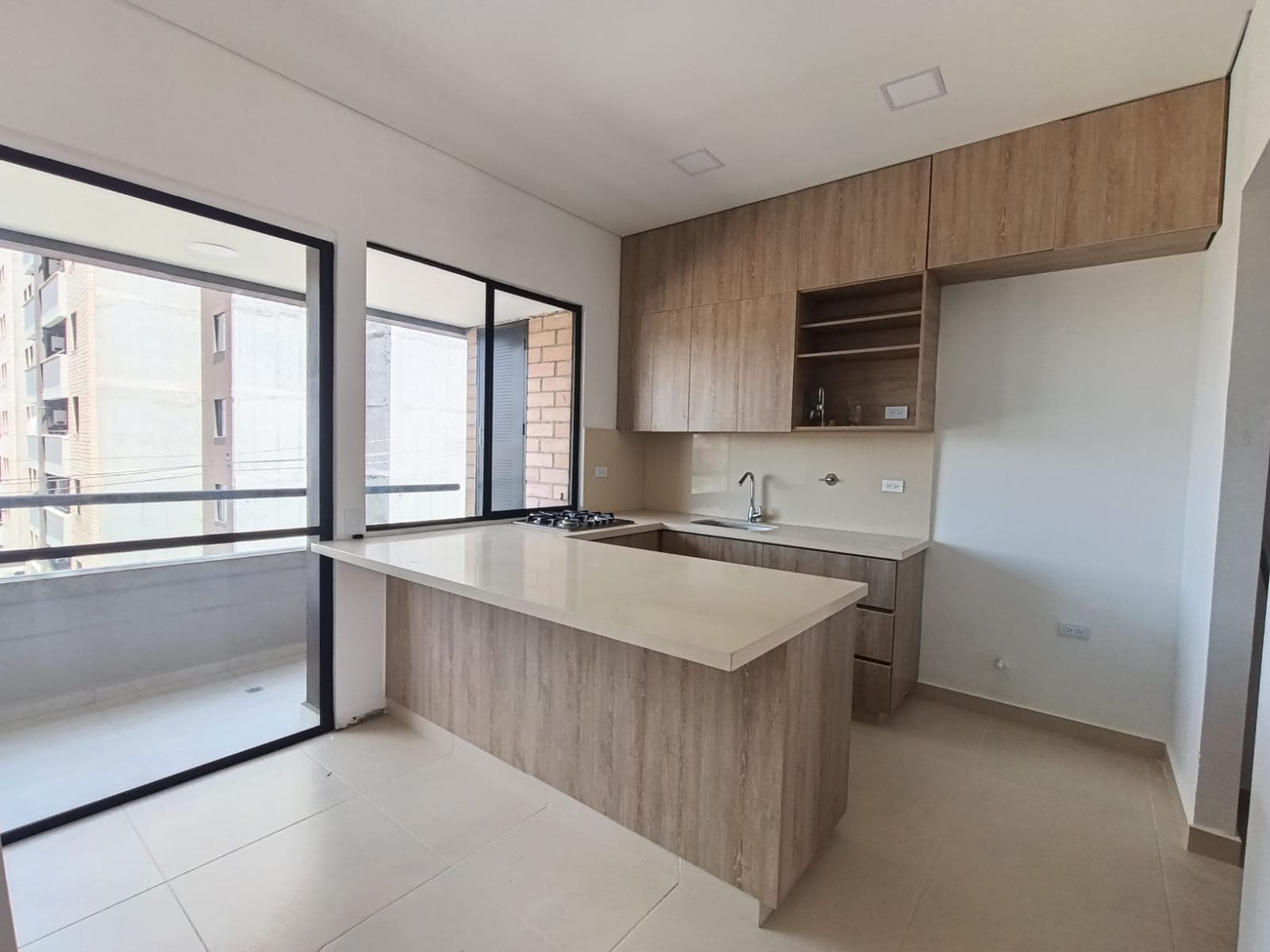 Apartamento en arriendo en San Antonio de Pereira, Rionegro — foto 3 de 14