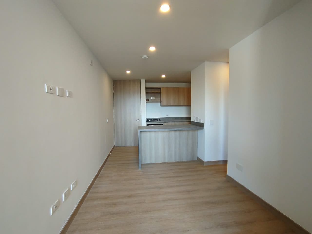 Apartaestudio en arriendo en La Ceja — foto 1 de 19