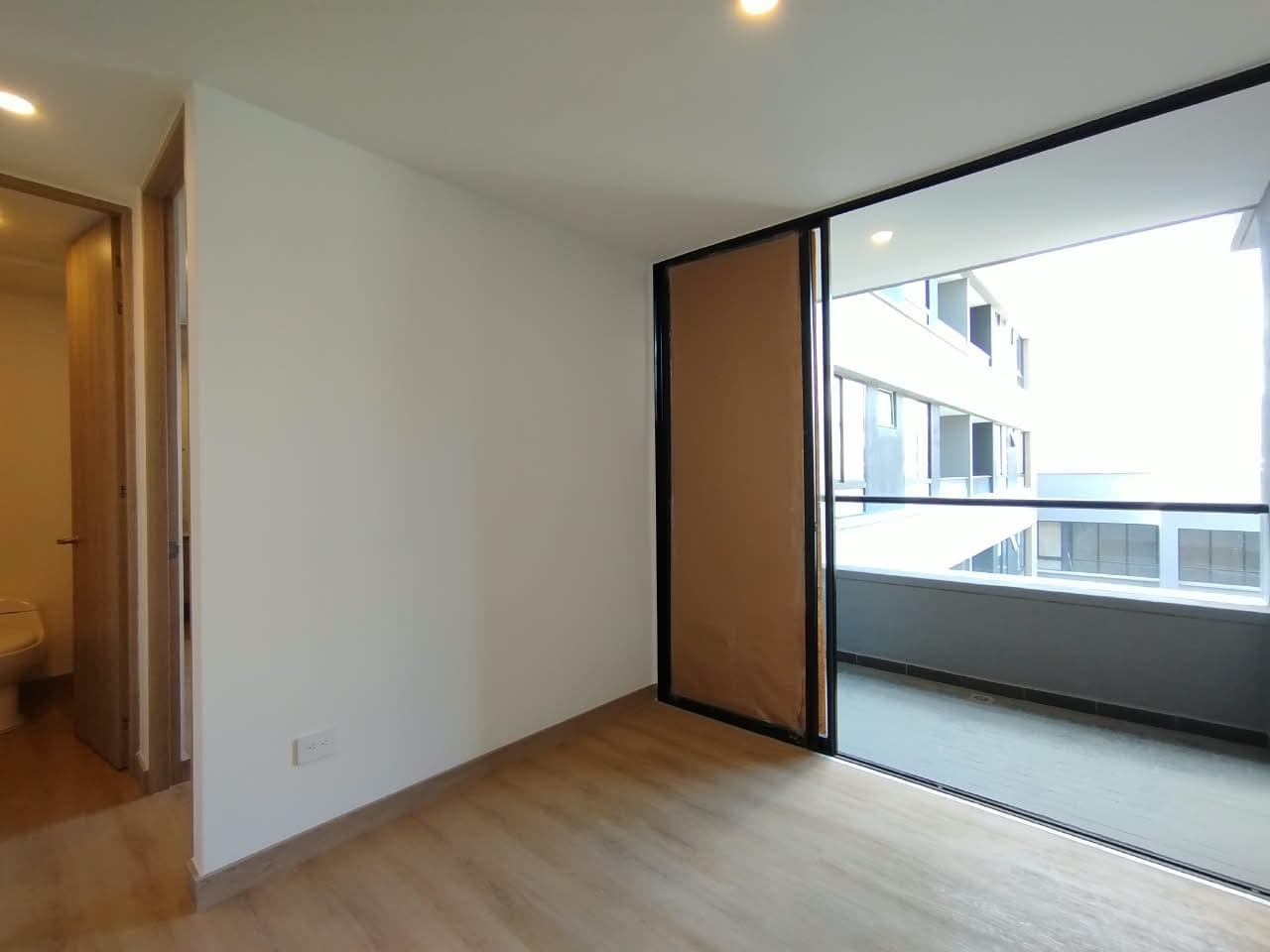 Apartaestudio en arriendo en La Ceja — foto 2 de 19