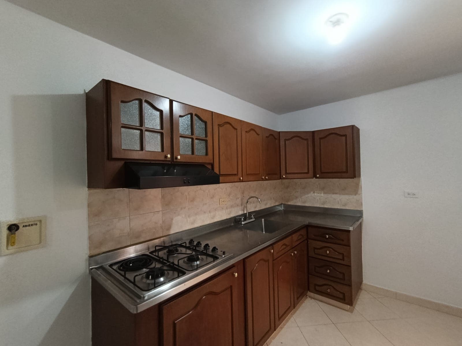 Apartamento en arriendo en San Joaquín Sabaneta — foto 4 de 16