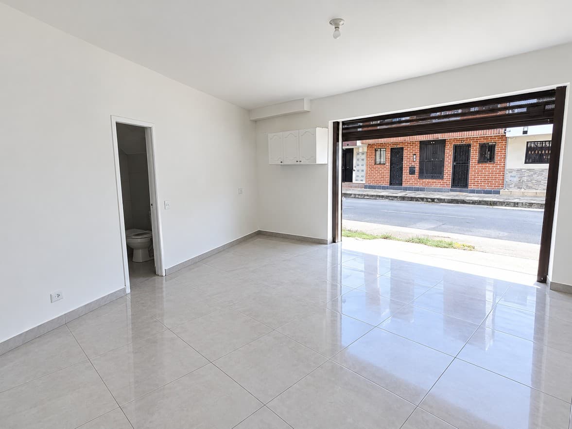 Local en arriendo en Ditaires, Itagui — foto 1 de 7