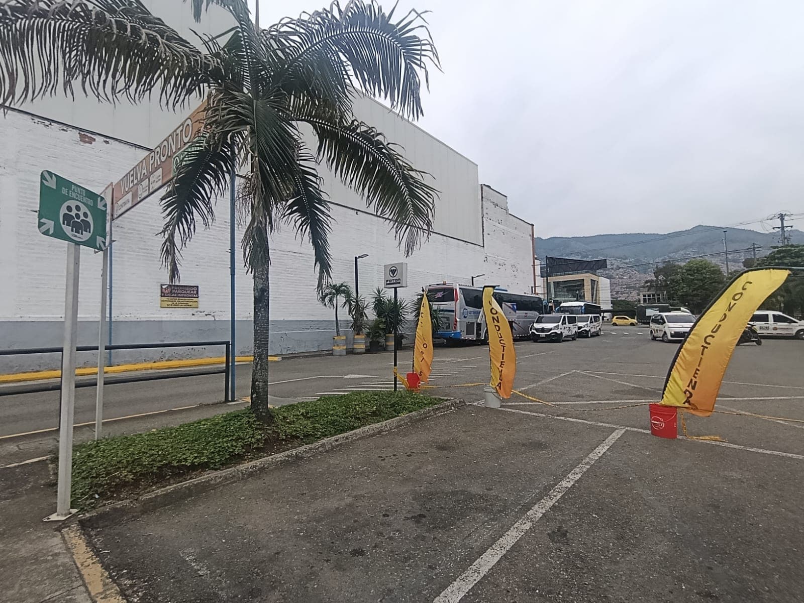 Local en arriendo en Caribe, Centro, Medellín — foto 3 de 12