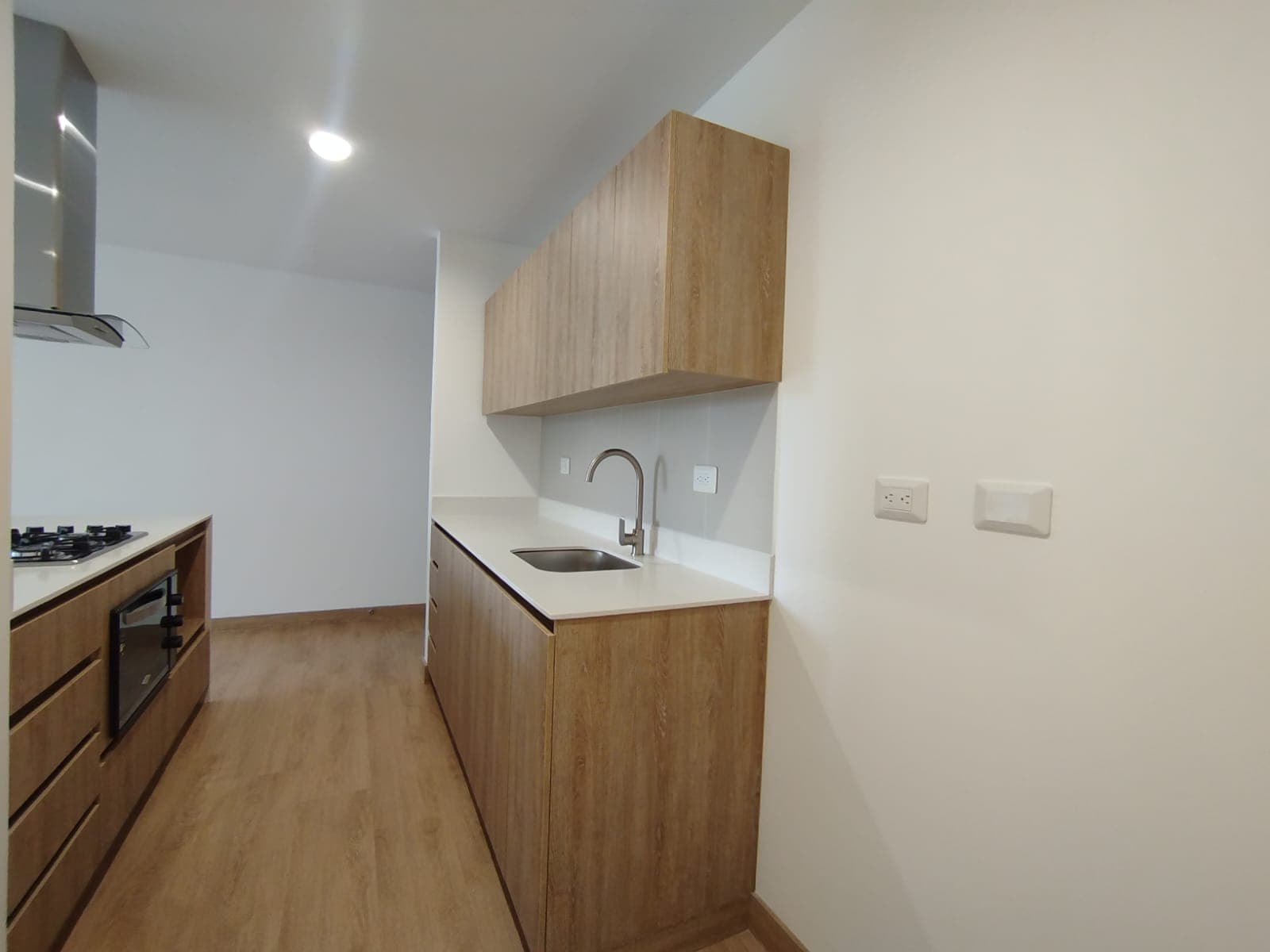 Apartaestudio en arriendo en El Porvenir Rio Negro, Rionegro — foto 3 de 14
