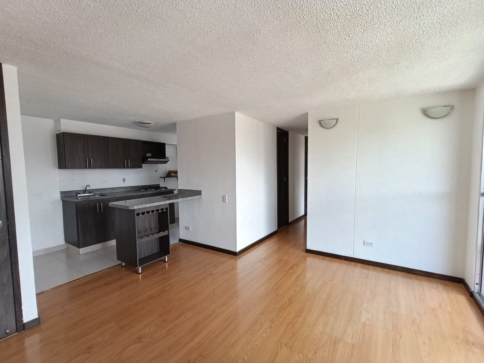 Apartamento en arriendo en Los Colegios, Rionegro — foto 1 de 12