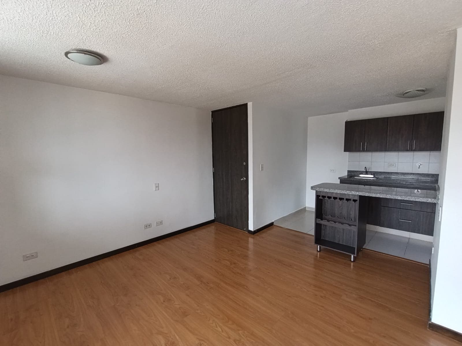 Apartamento en arriendo en Los Colegios, Rionegro — foto 4 de 12