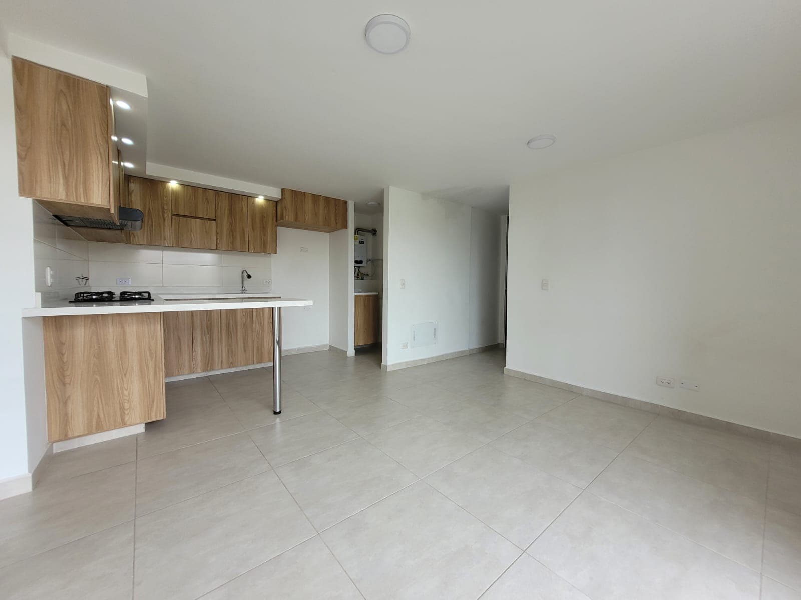 Apartamento en arriendo en Cimarronas, Rionegro — foto 1 de 14