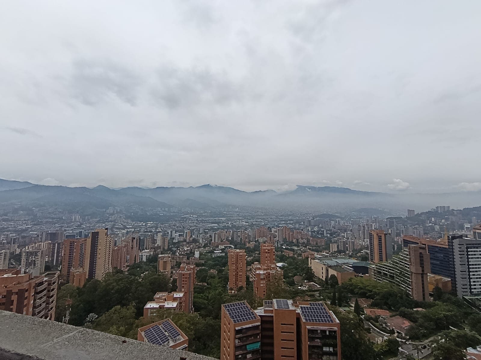 Apartamento en arriendo en La Visitacion Los Gonzalez, El Poblado, Medellín — foto 4 de 19