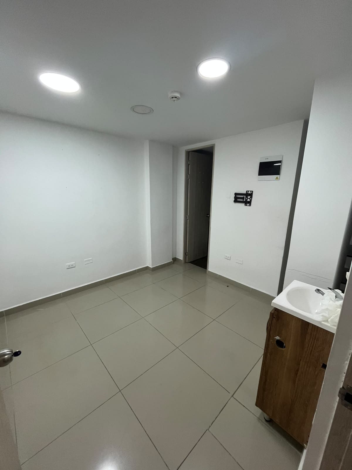 Local en arriendo en Simón Bolívar Medellín, La America — foto 3 de 11