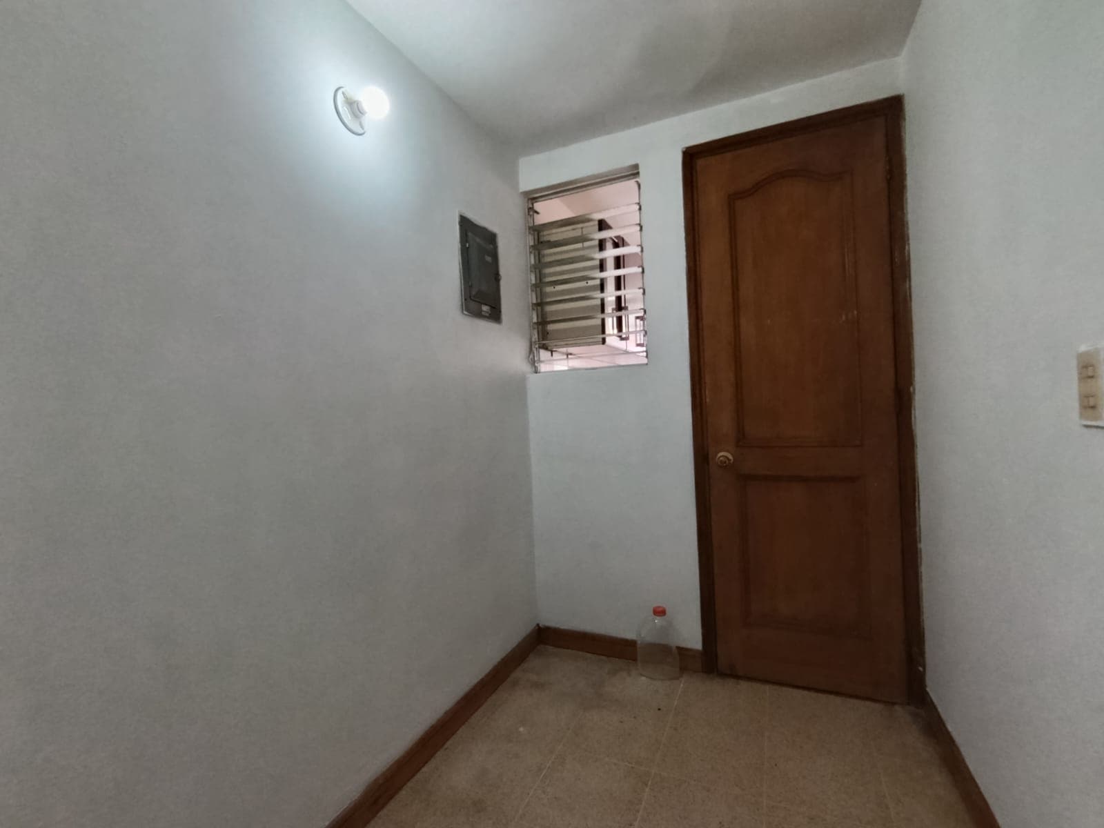 Apartamento en arriendo en La Frontera Campestre, El Poblado, Medellín — foto 5 de 16
