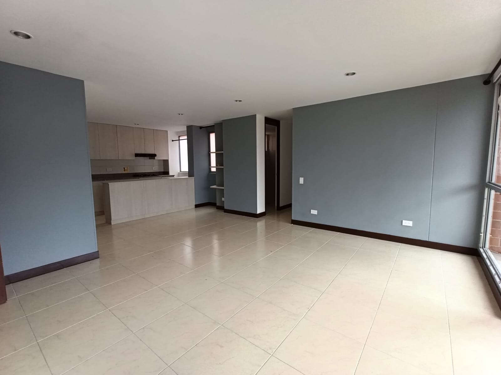 Apartamento en arriendo en Loma del Escobero Envigado — foto 5 de 16