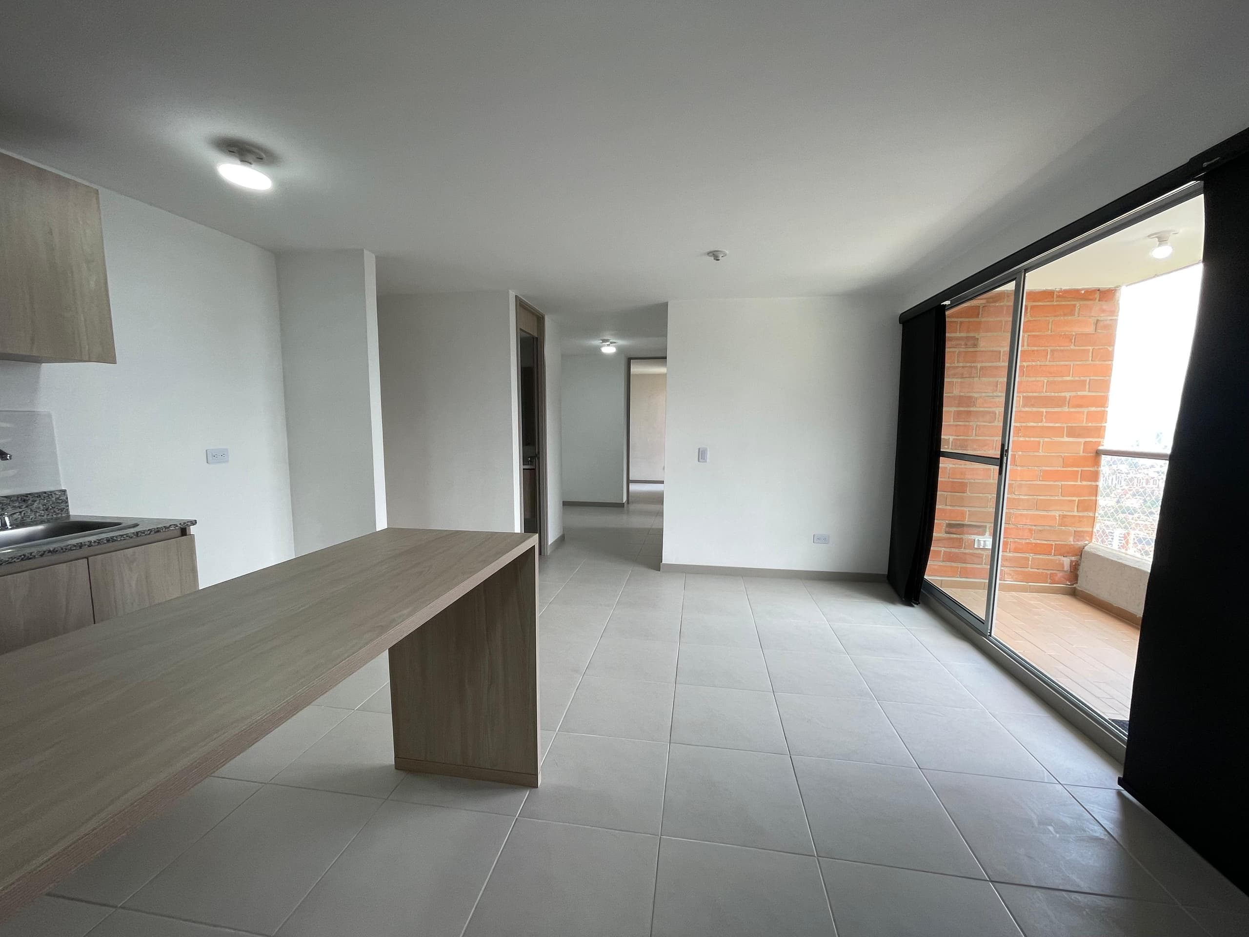 Apartamento en arriendo en La Cuenca, Envigado — foto 2 de 18