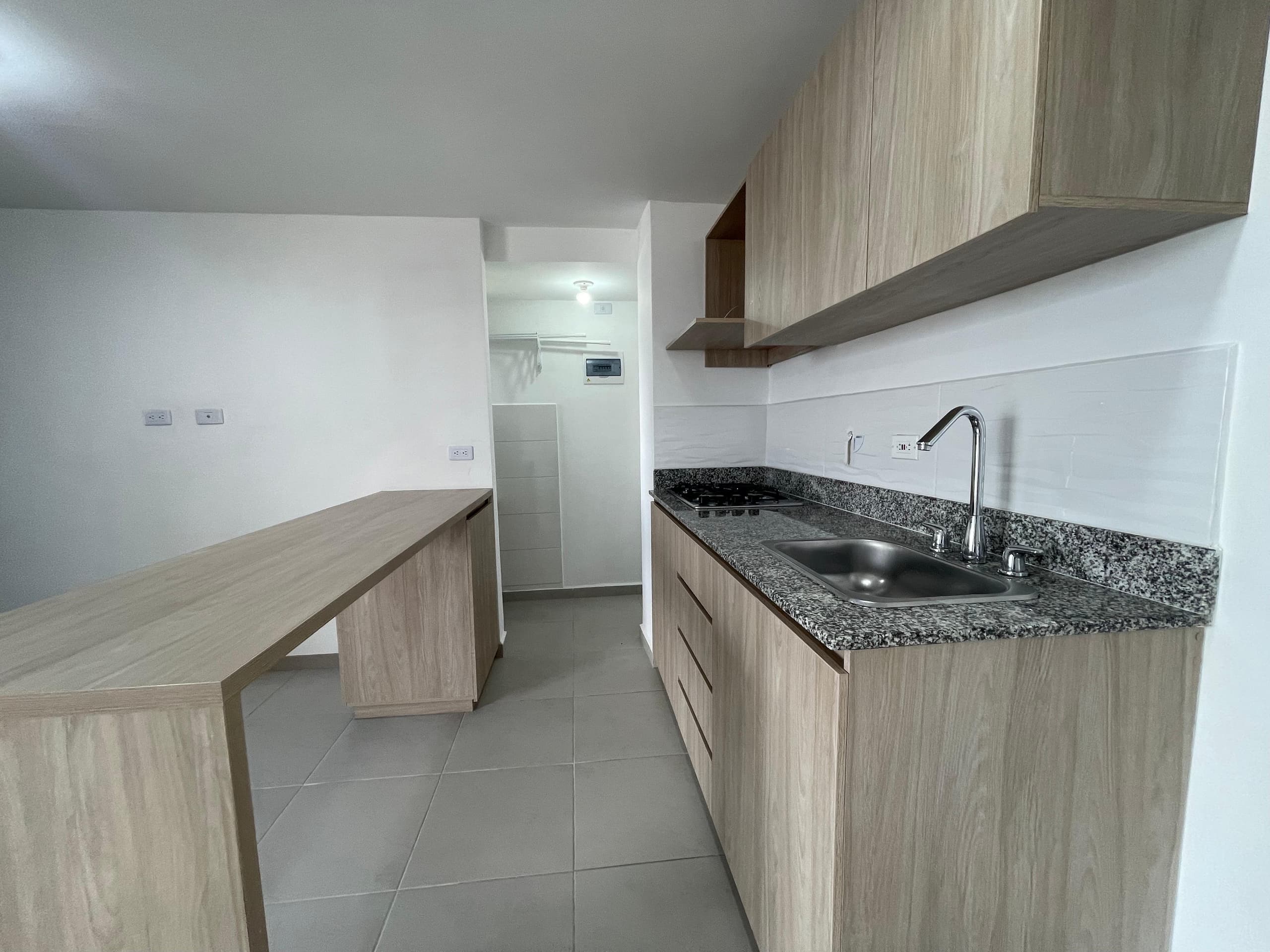 Apartamento en arriendo en La Cuenca, Envigado — foto 4 de 18