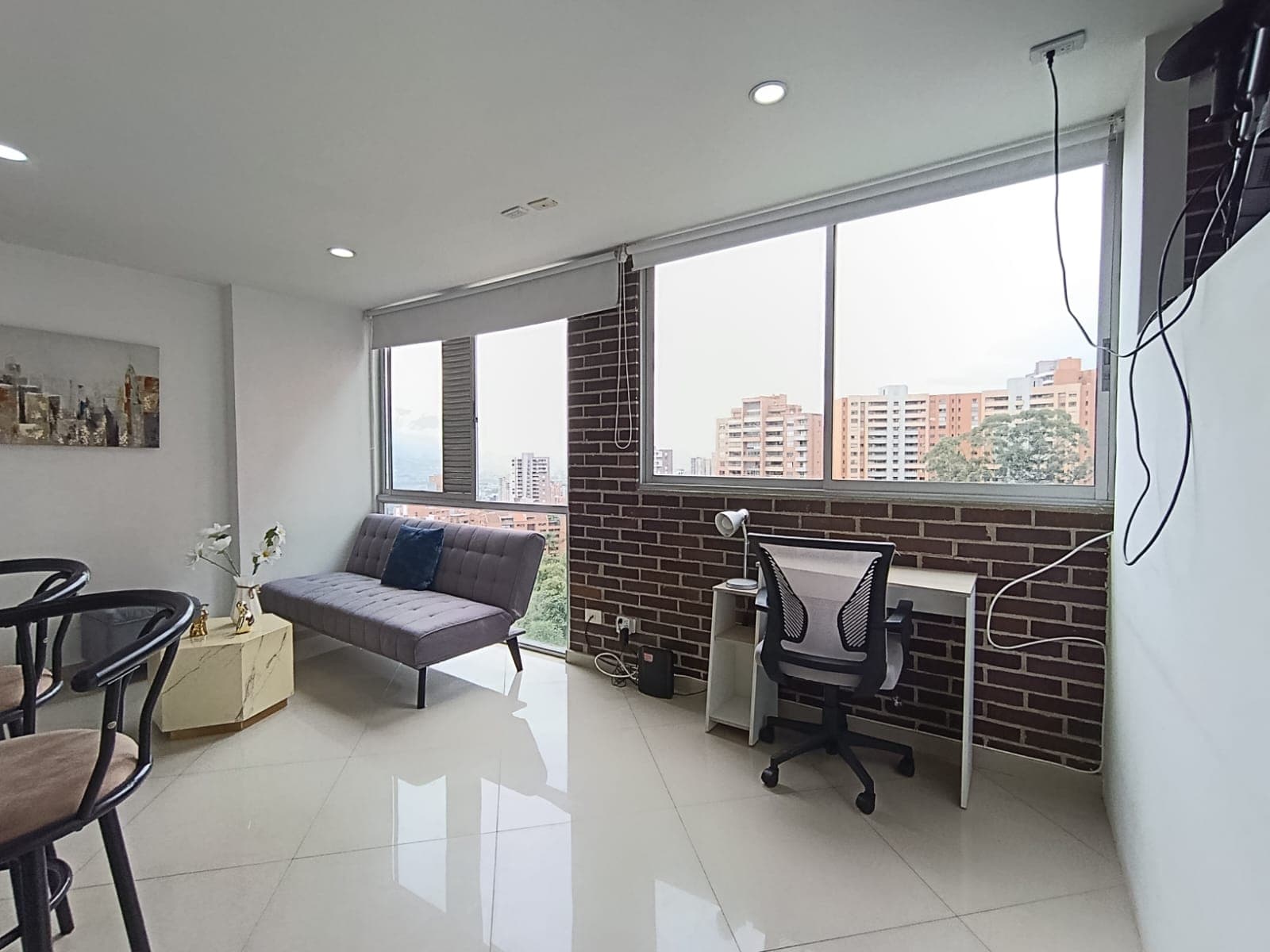 Apartaestudio en arriendo en El Tesoro, El Poblado, Medellín — foto 3 de 14