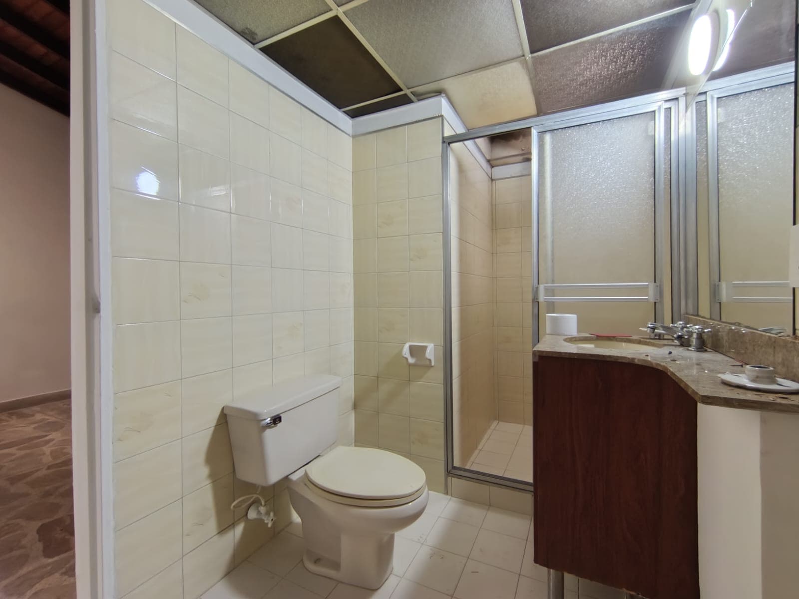 Casa Comercial en arriendo en El Velódromo, Laureles, Medellín — foto 4 de 19