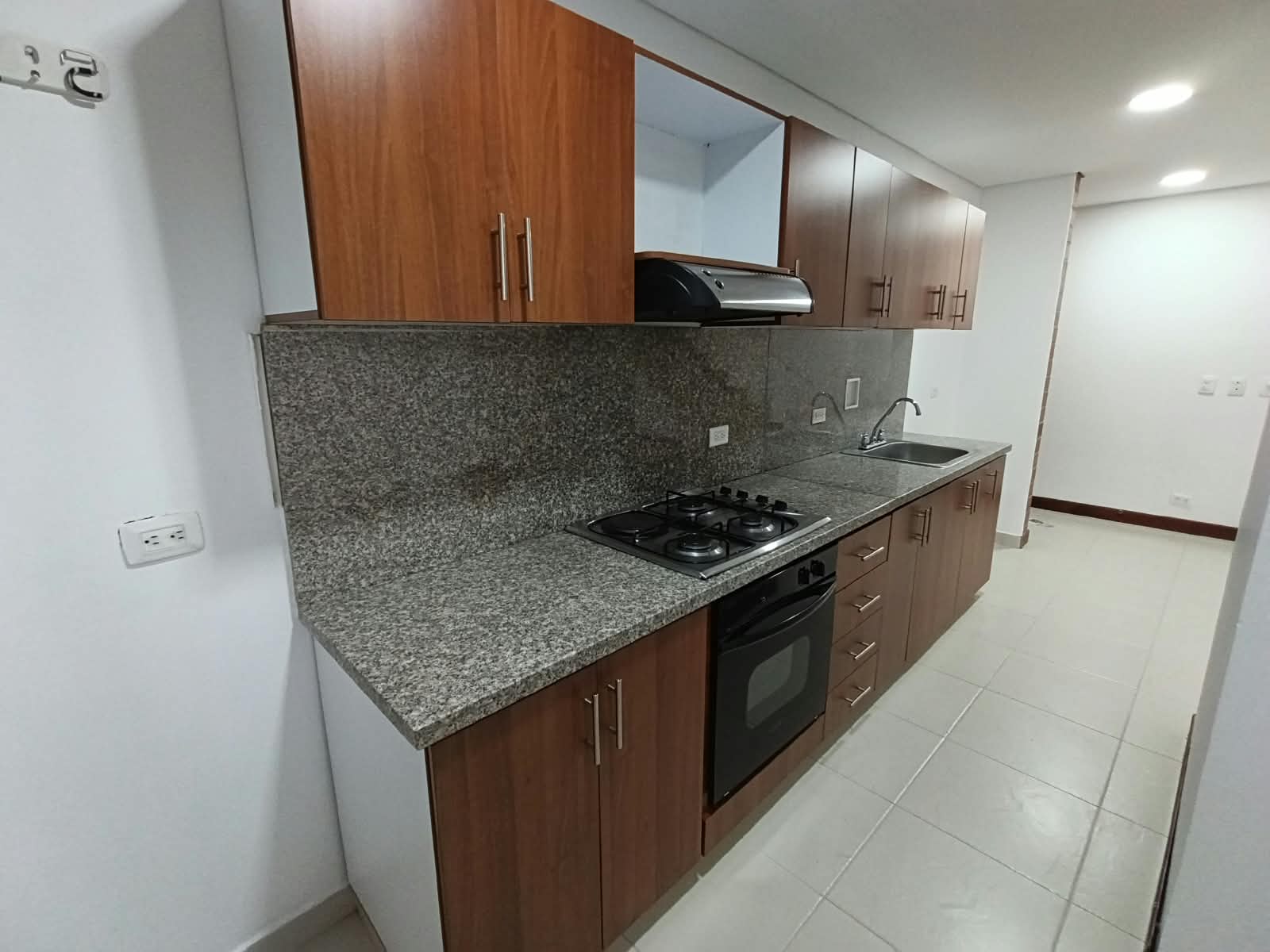Apartamento en arriendo en Ditaires, Itagui — foto 3 de 20