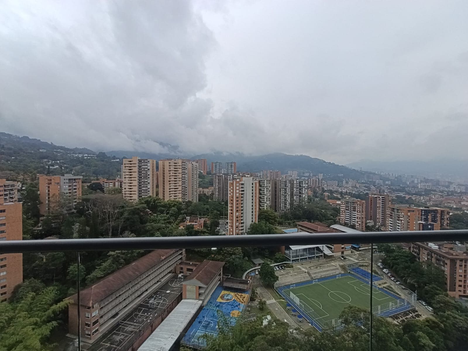 Apartamento en arriendo en Loma del Esmeraldal, Envigado — foto 2 de 19