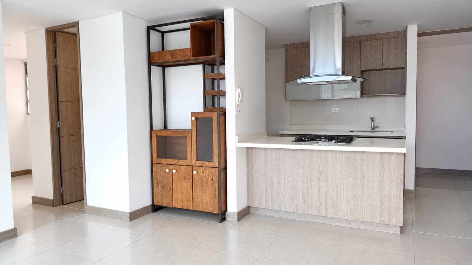 Apartamento en arriendo en Loma del Esmeraldal, Envigado — foto 3 de 19
