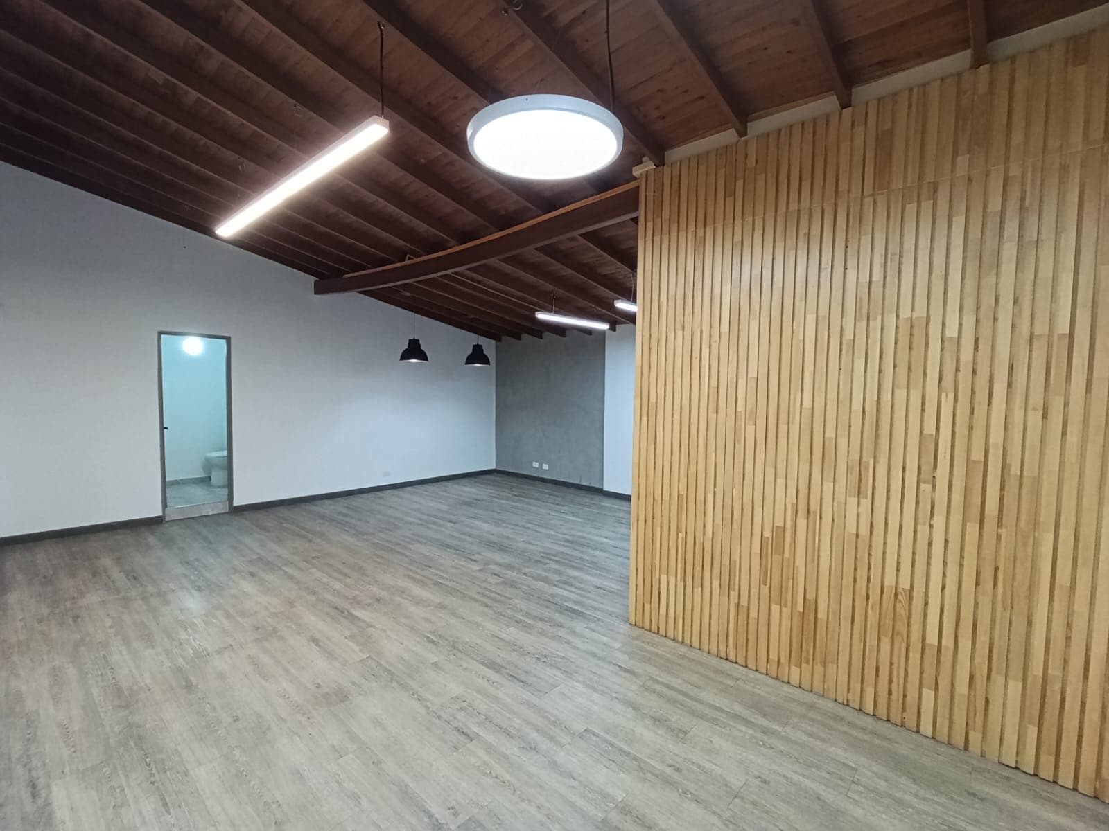 Oficina en arriendo en San Diego, El Poblado, Medellín — foto 4 de 15