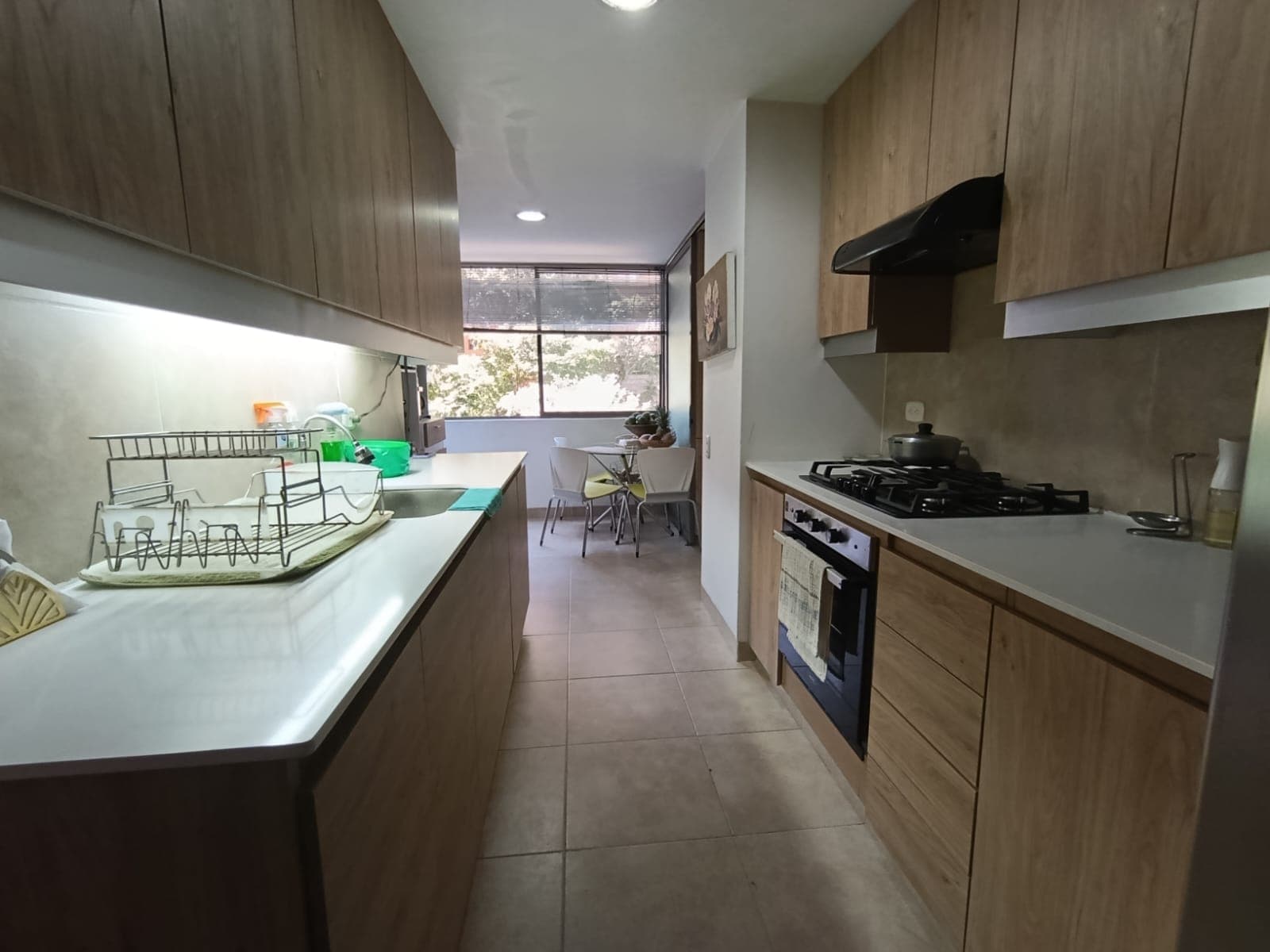 Apartamento en arriendo en El Tesoro, El Poblado, Medellín — foto 5 de 19