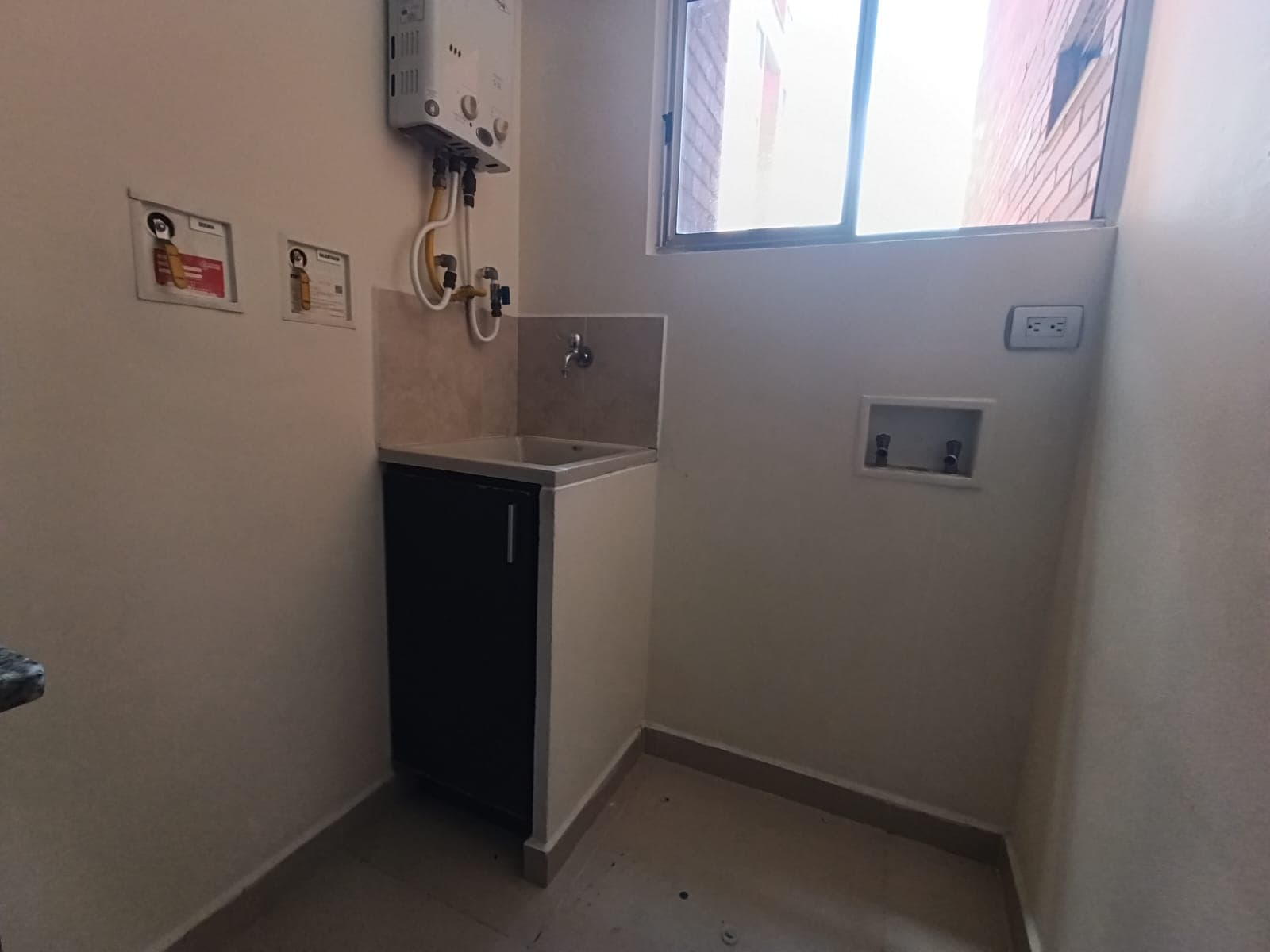 Apartamento en arriendo en Ciudad del Rio, El Poblado, Medellín — foto 4 de 20