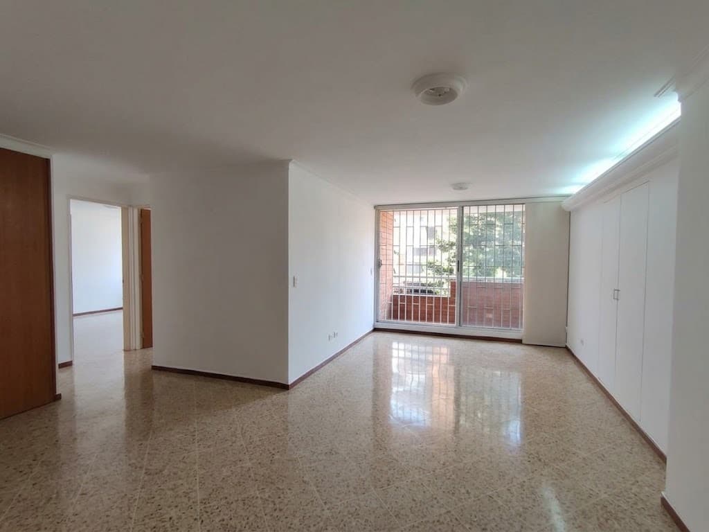 Apartamento en arriendo en Conquistadores, Laureles, Medellín — foto 2 de 18