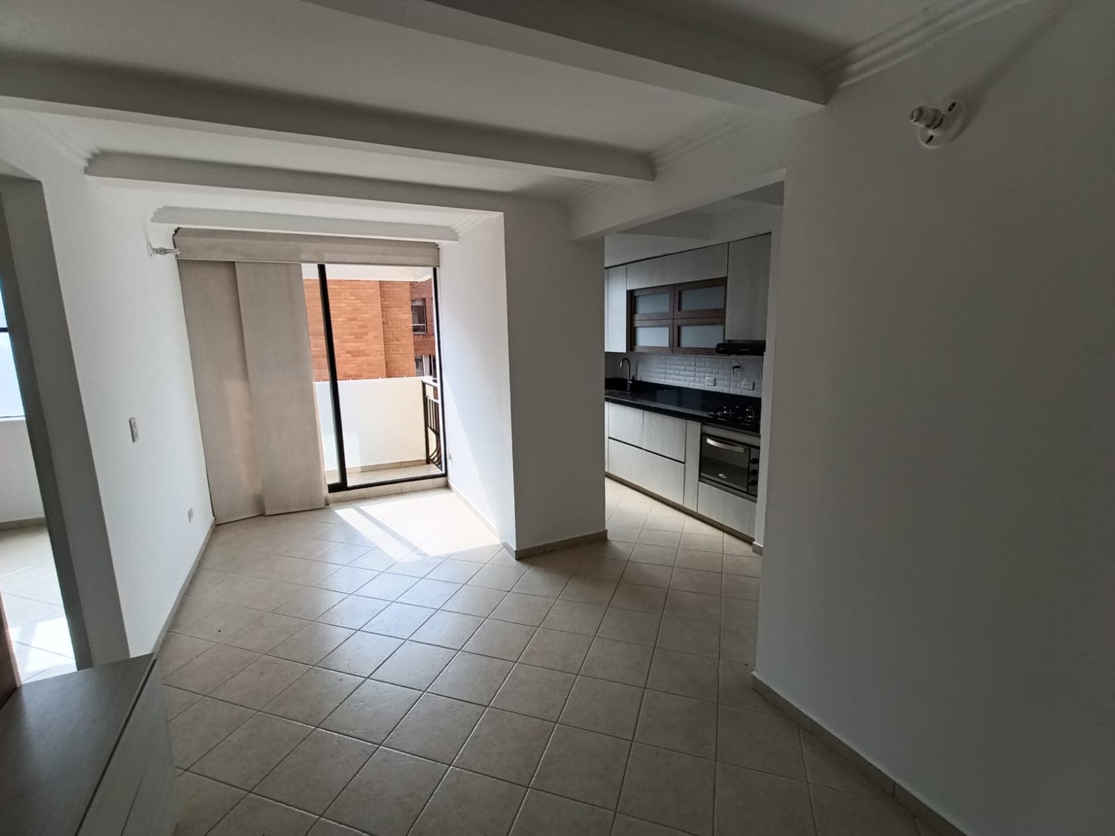 Apartamento en arriendo en Boston, Centro, Medellín — foto 3 de 17
