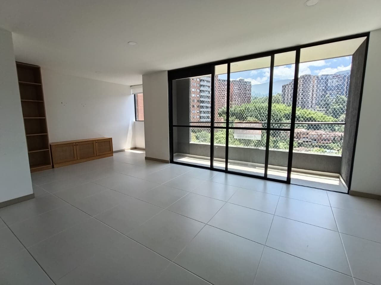 Apartamento en arriendo en Loma del Escobero Envigado — foto 3 de 13