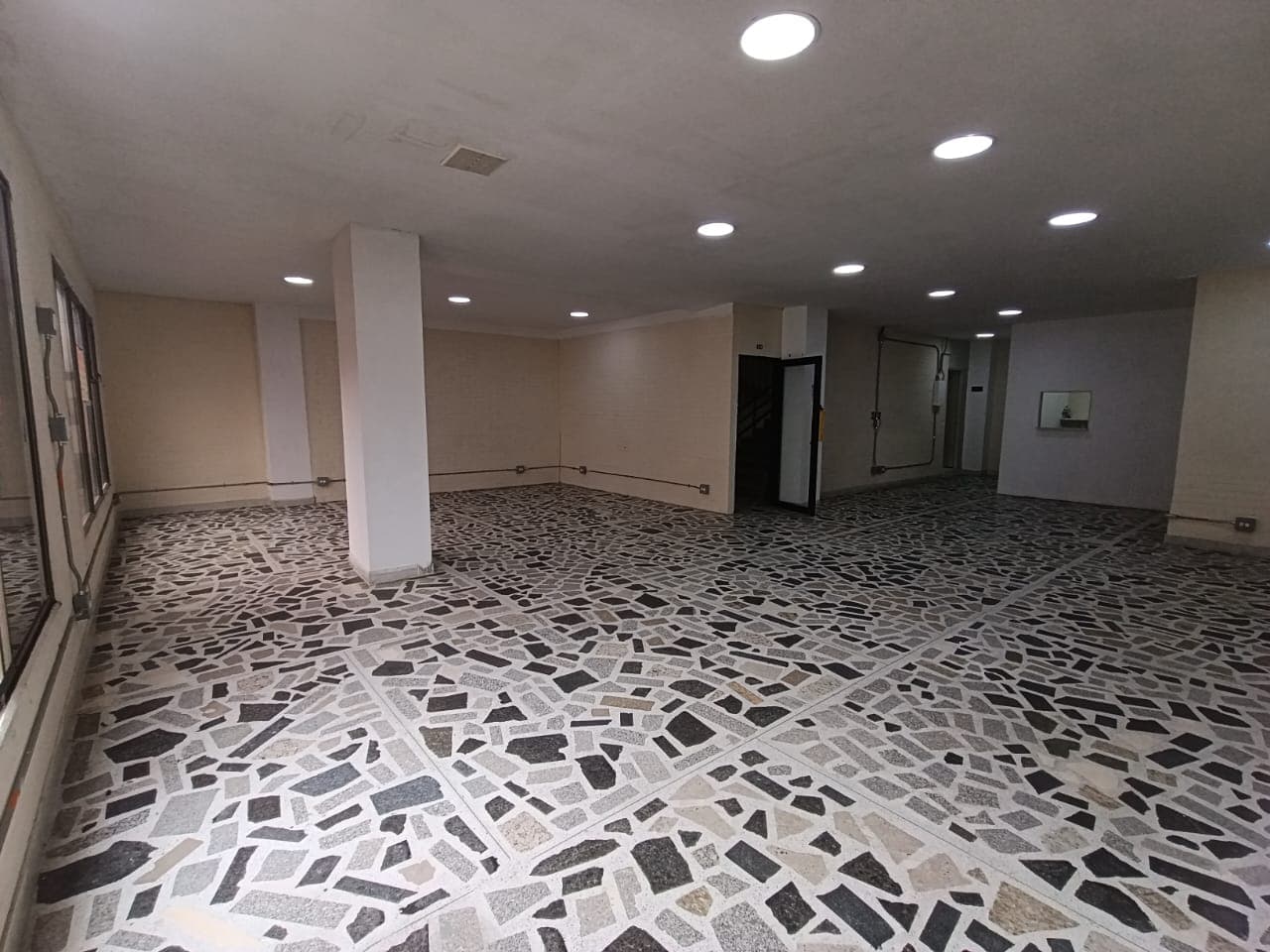 Local en arriendo en Prado Bello — foto 1 de 13