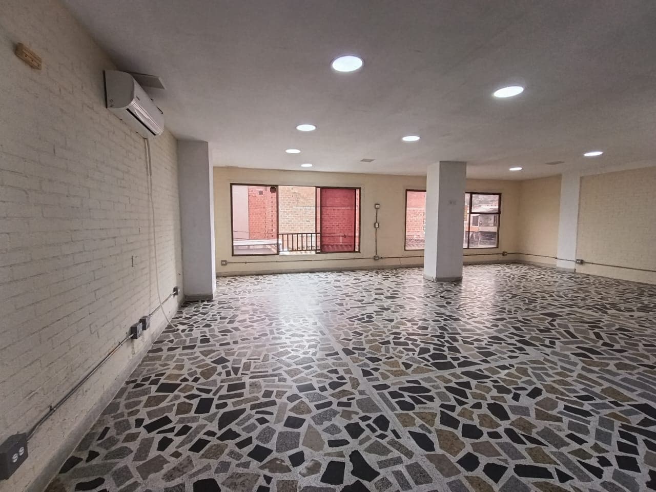 Local en arriendo en Prado Bello — foto 2 de 13
