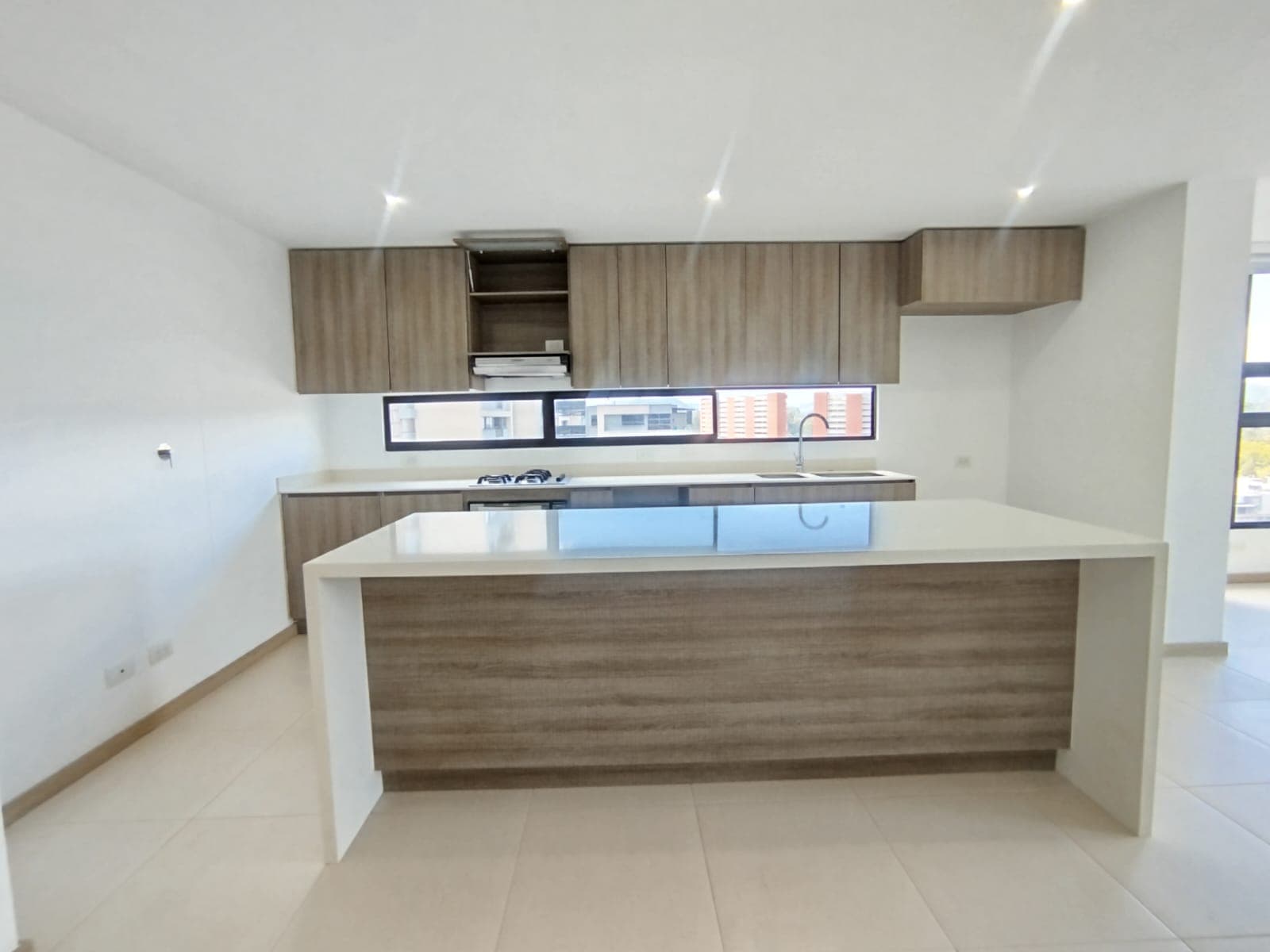 Apartamento en arriendo en Barro Blanco Rio Negro, Rionegro — foto 2 de 14