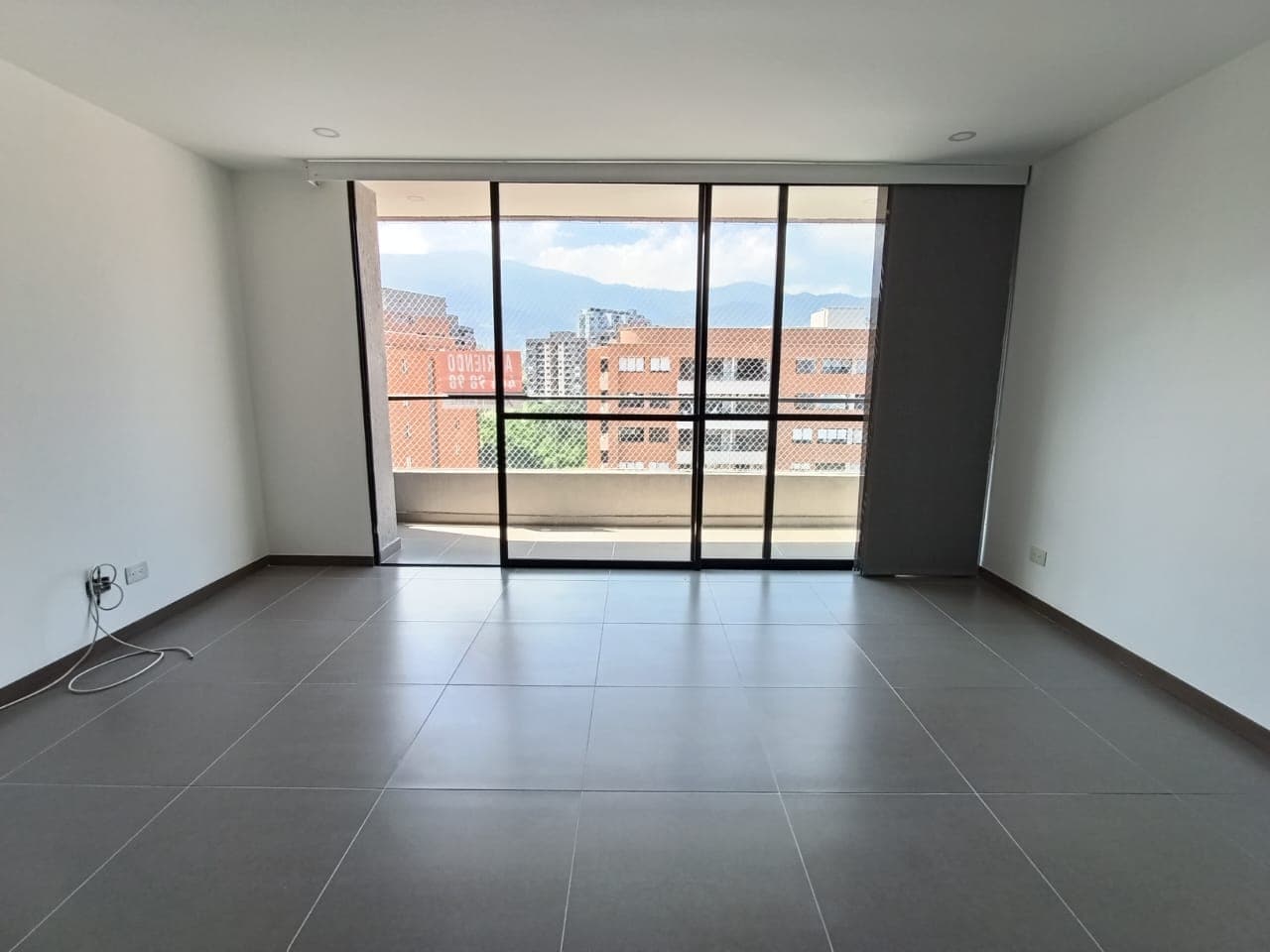 Apartamento en arriendo en Loma del Escobero Envigado — foto 1 de 7