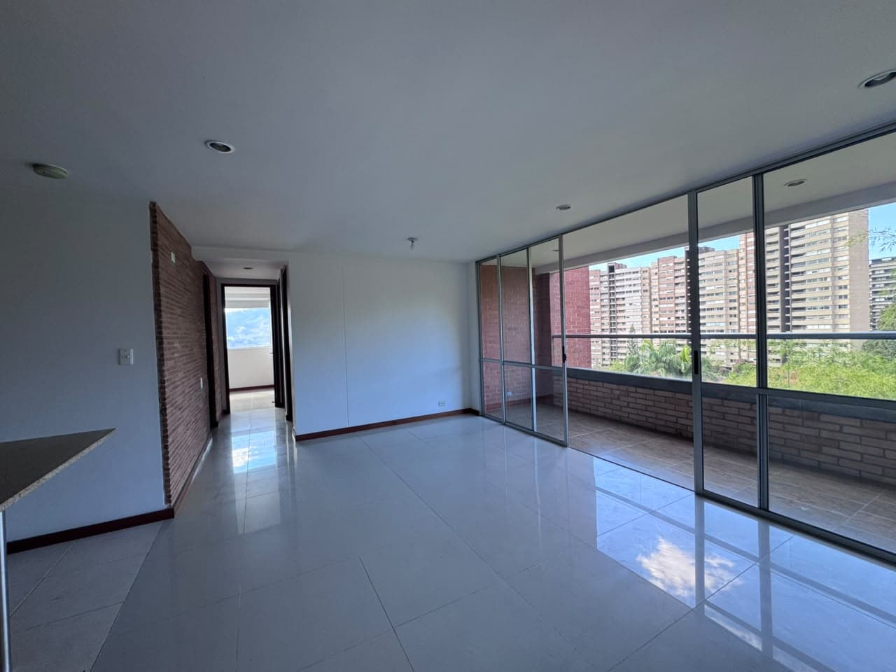 Apartamento en arriendo en Loma Benedictinos, Envigado — foto 2 de 15
