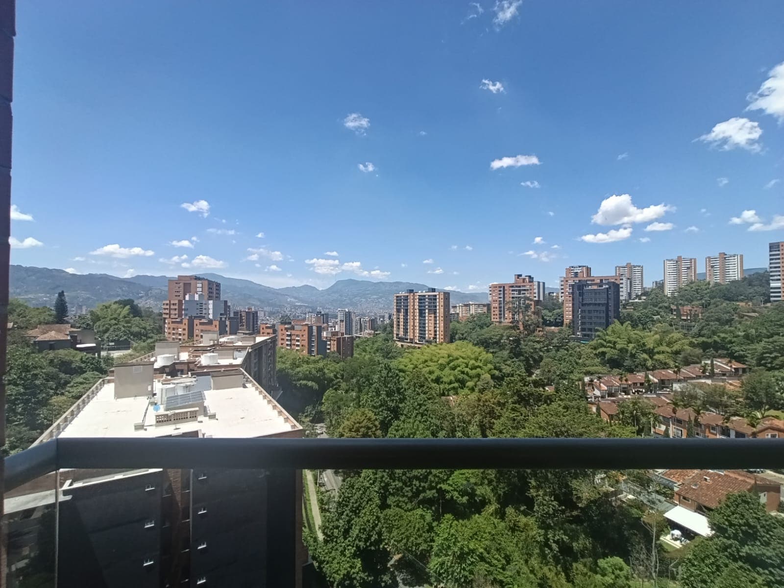 Apartamento en arriendo en Cumbres, Envigado — foto 2 de 18