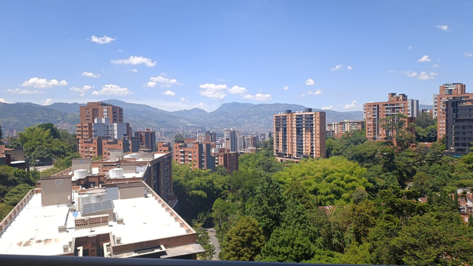 Apartamento en arriendo en Cumbres, Envigado — foto 4 de 18