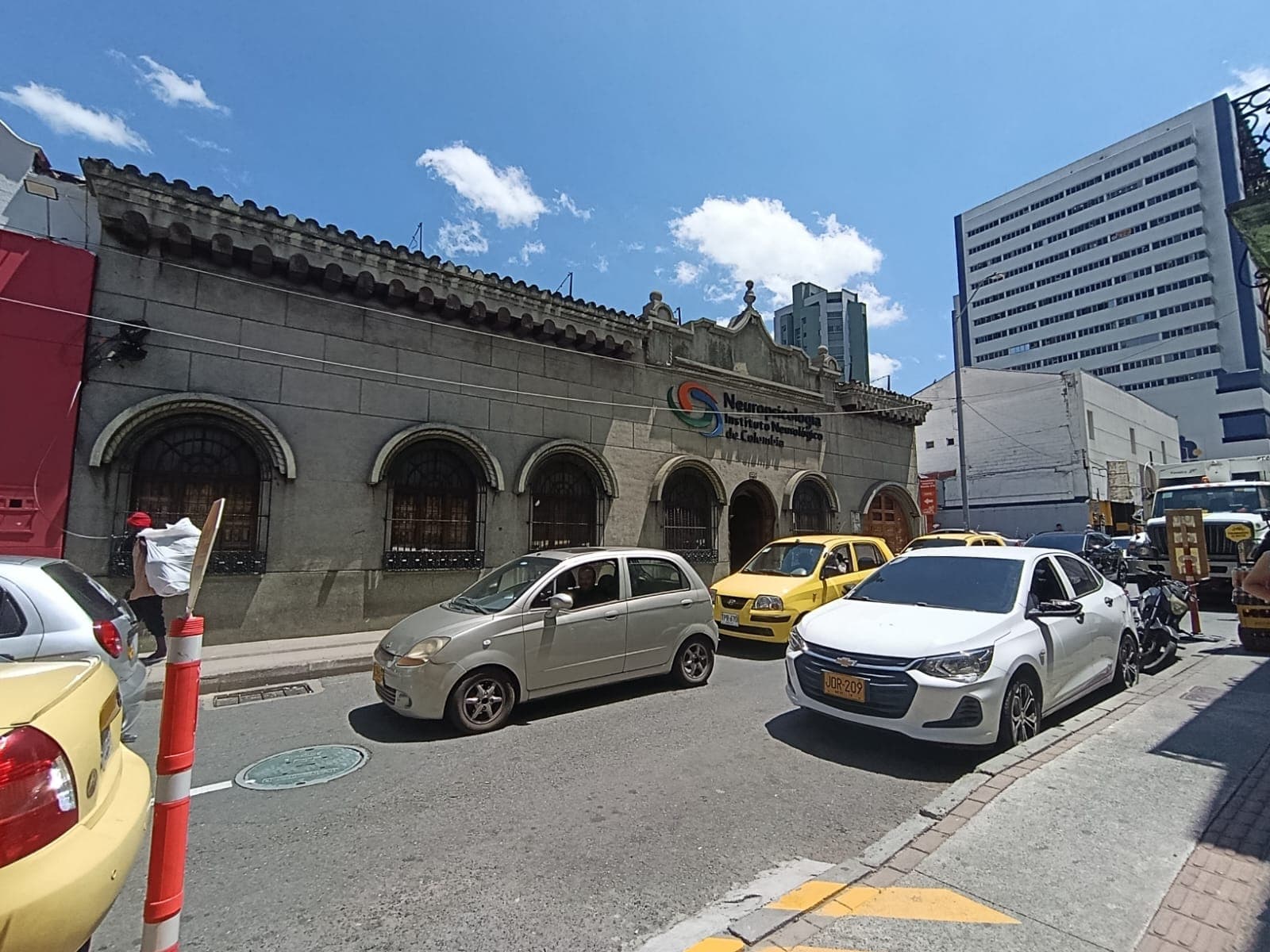 Casa Comercial en arriendo en Centro Medellín — foto 2 de 20
