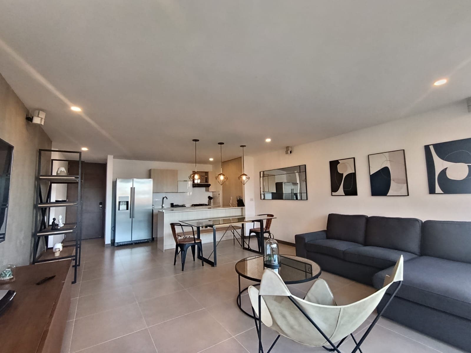Apartamento en arriendo en La Visitacion Los Gonzalez, El Poblado, Medellín — foto 3 de 15
